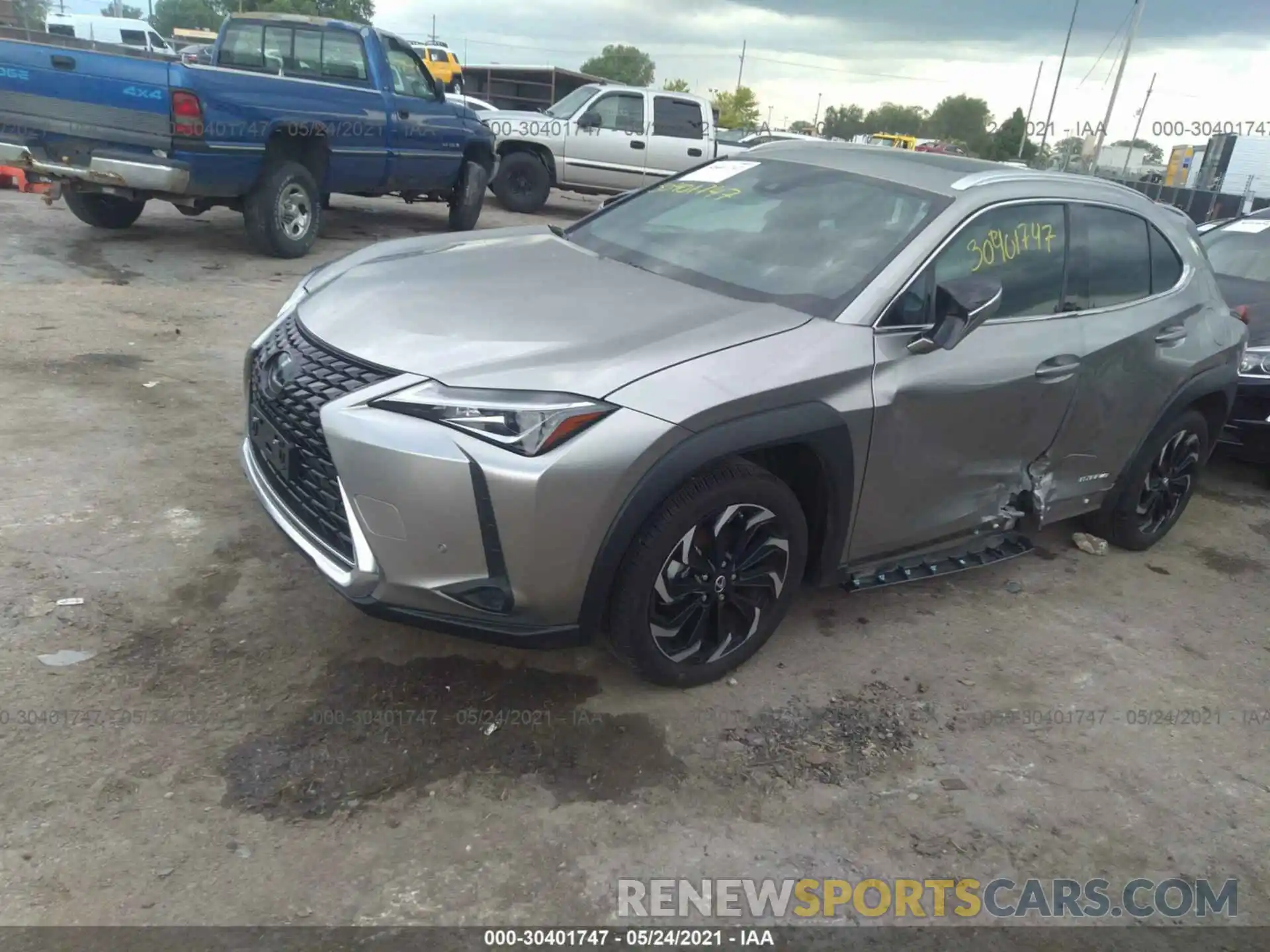 2 Photograph of a damaged car JTHP9JBH3L2020490 LEXUS UX 2020