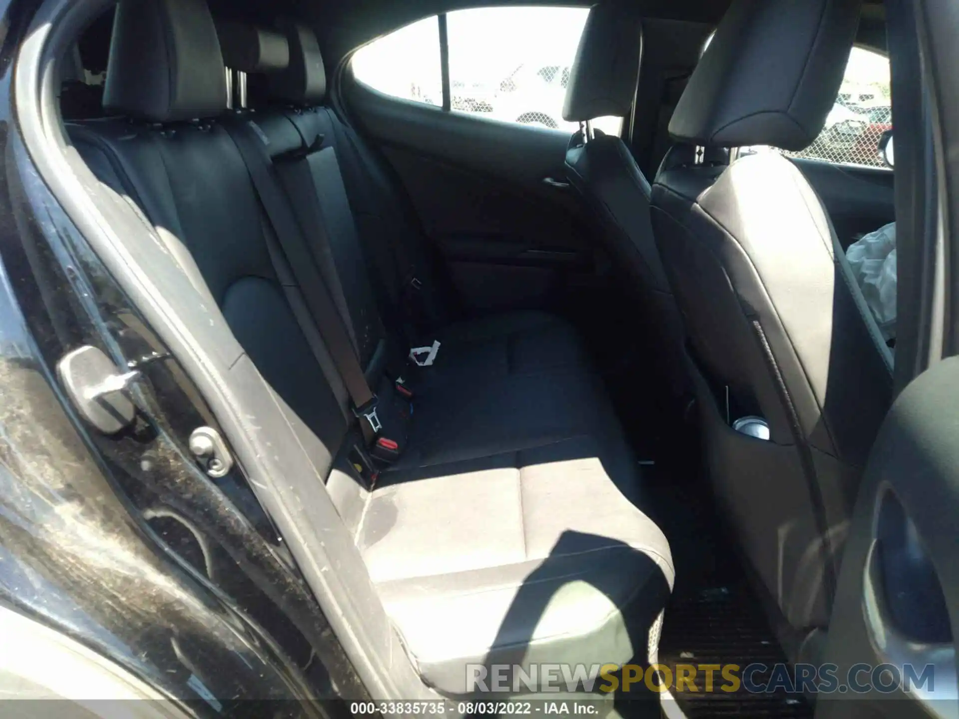 8 Photograph of a damaged car JTHP9JBH3L2024300 LEXUS UX 2020