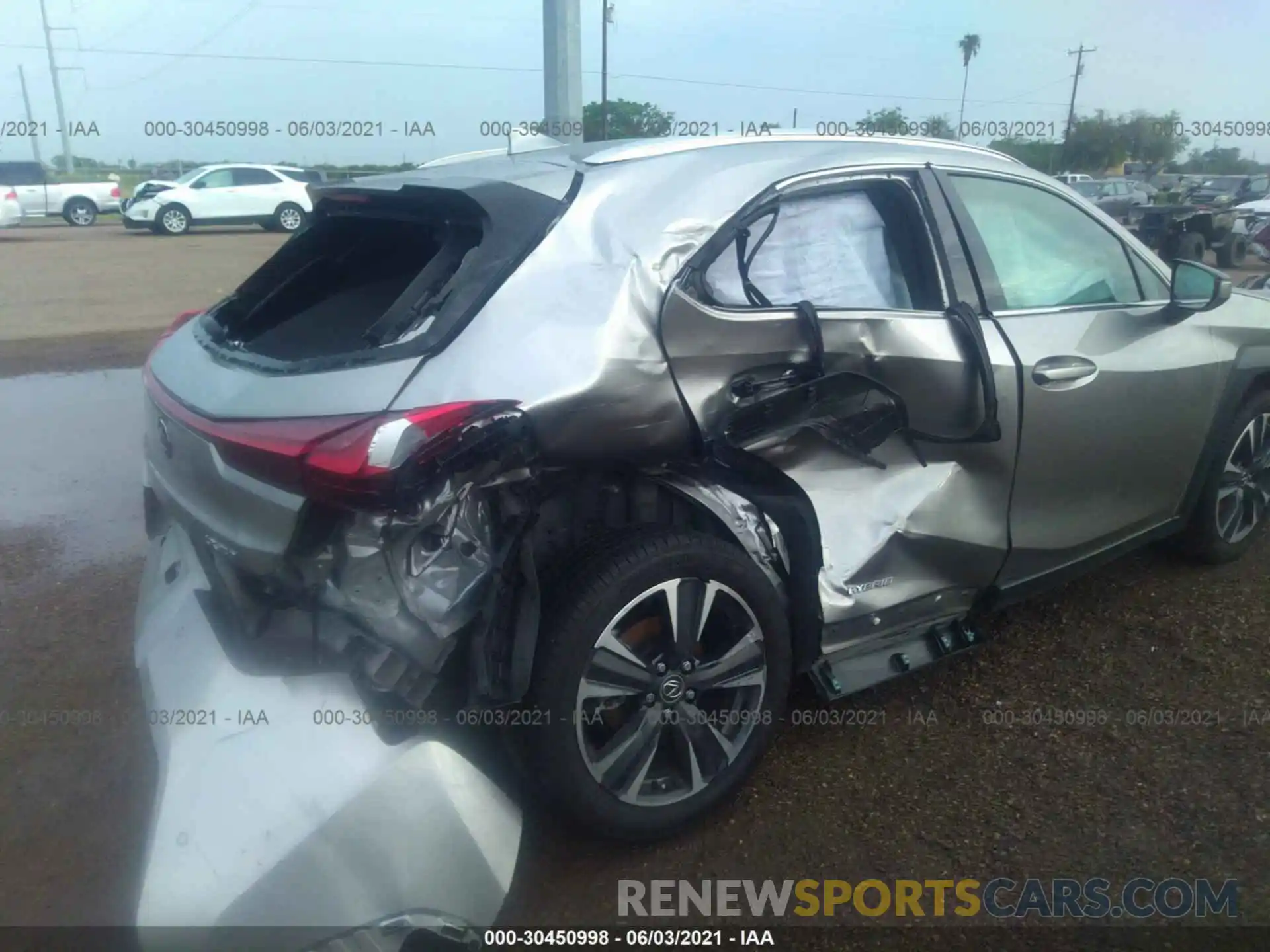 6 Photograph of a damaged car JTHP9JBH3L2033465 LEXUS UX 2020