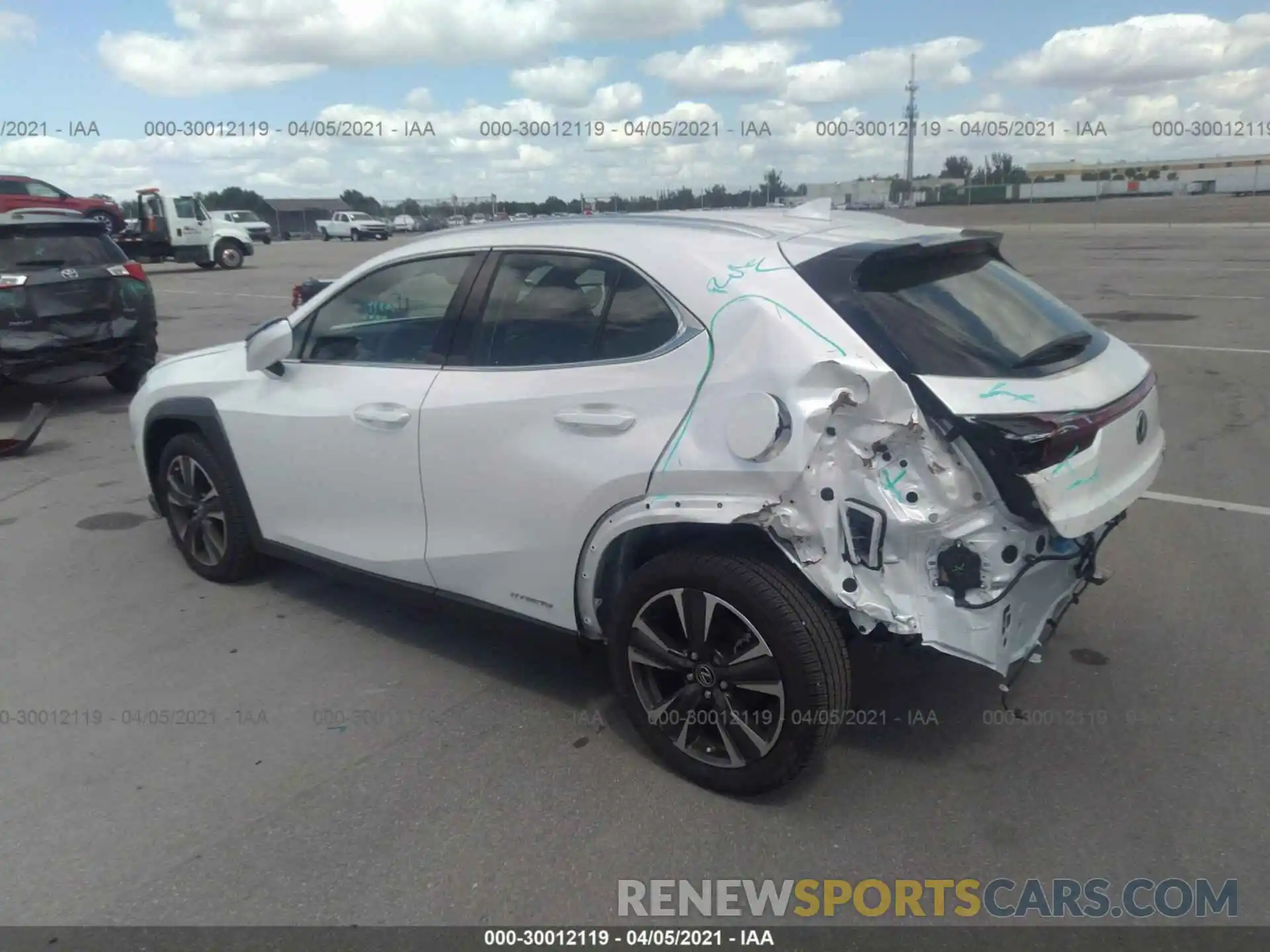 3 Photograph of a damaged car JTHP9JBH5L2029983 LEXUS UX 2020