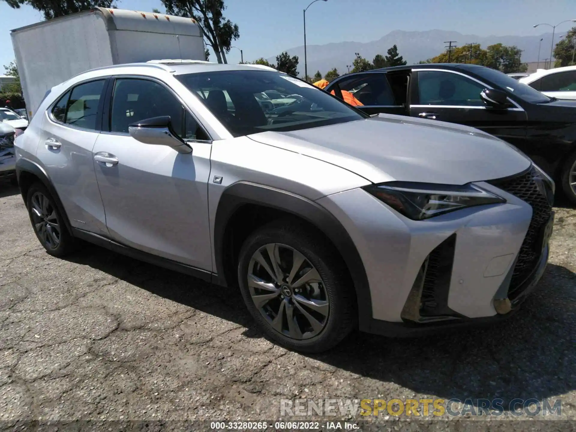 1 Photograph of a damaged car JTHR9JBH2L2026449 LEXUS UX 2020