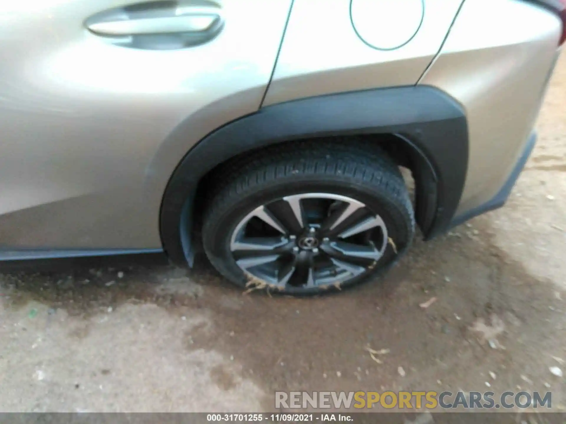 13 Photograph of a damaged car JTHX3JBH7L2022955 LEXUS UX 2020