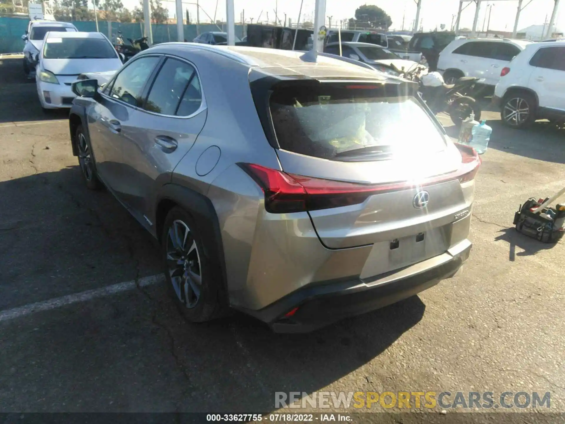 3 Photograph of a damaged car JTHX9JBH3L2033319 LEXUS UX 2020