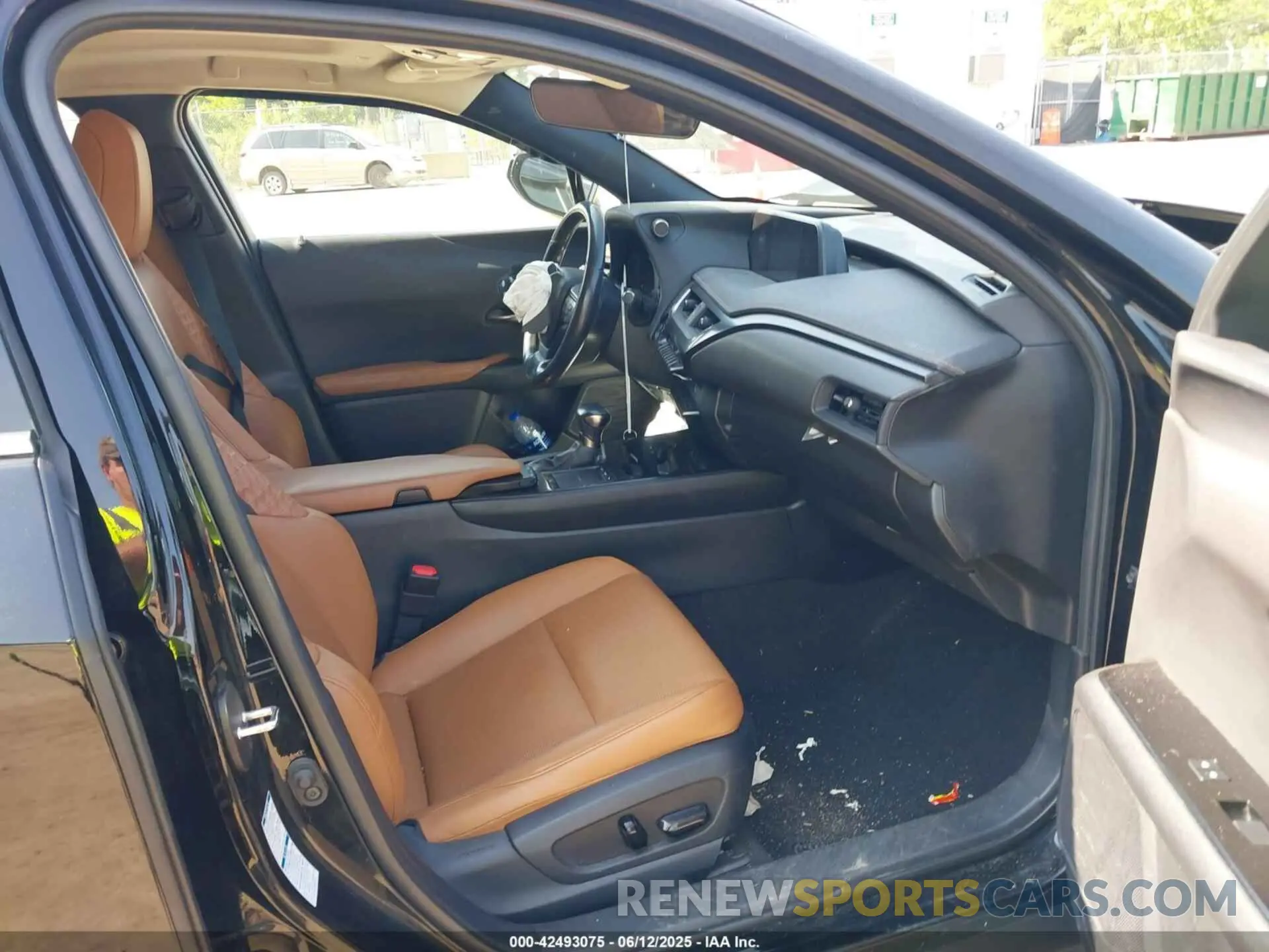 5 Photograph of a damaged car JTHP9JBH2M2045897 LEXUS UX 2021