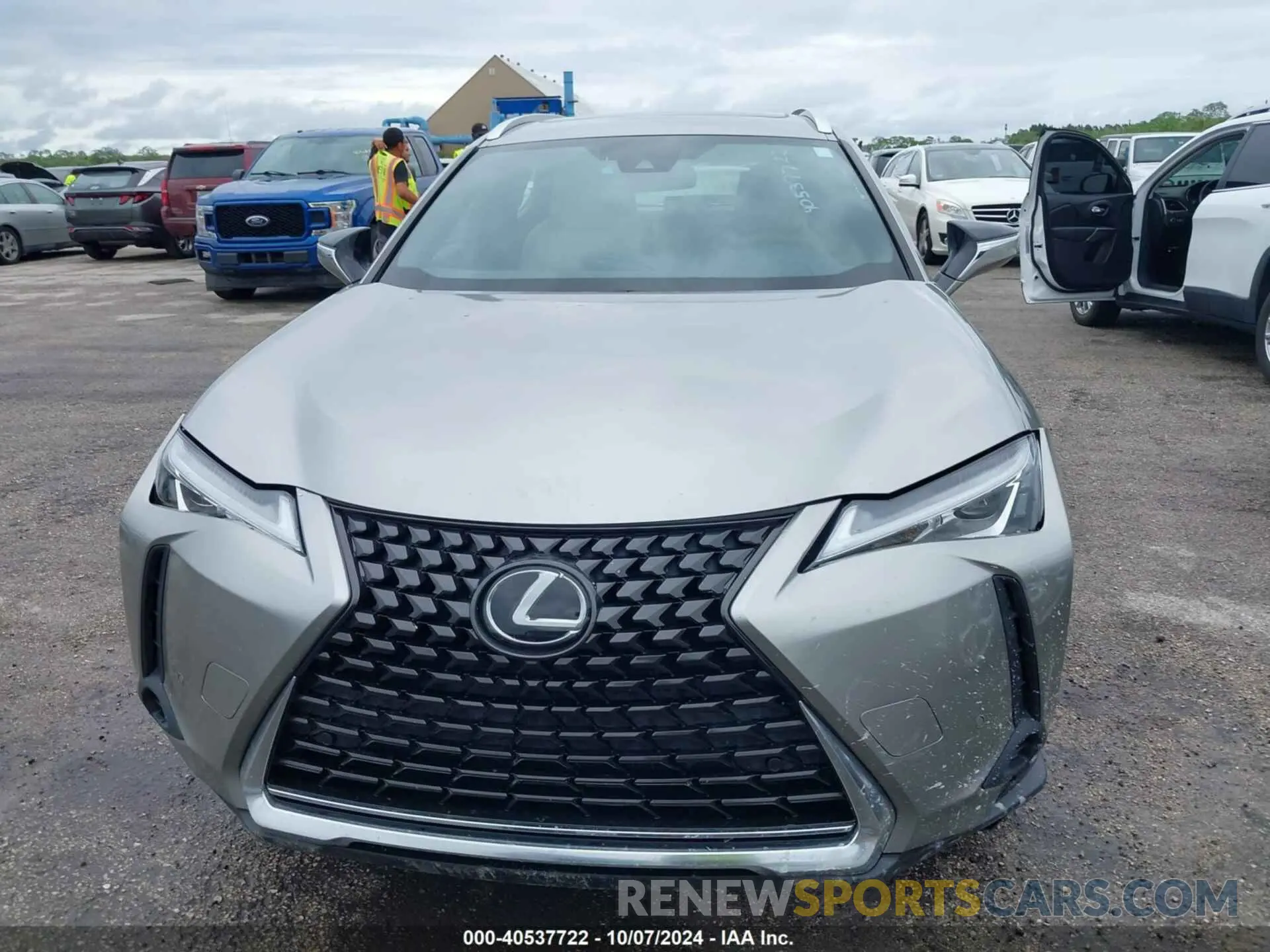 12 Photograph of a damaged car JTHX3JBH8M2032220 LEXUS UX 2021