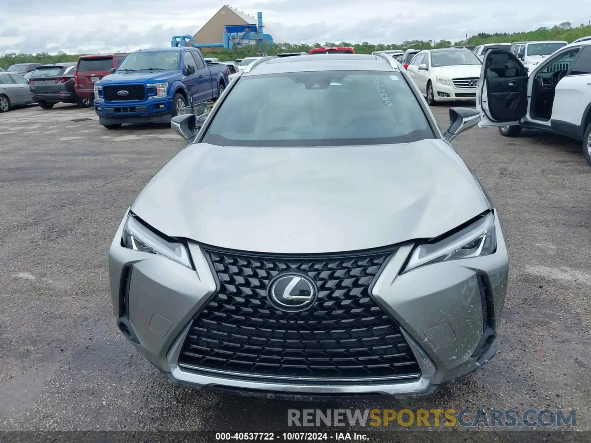 6 Photograph of a damaged car JTHX3JBH8M2032220 LEXUS UX 2021