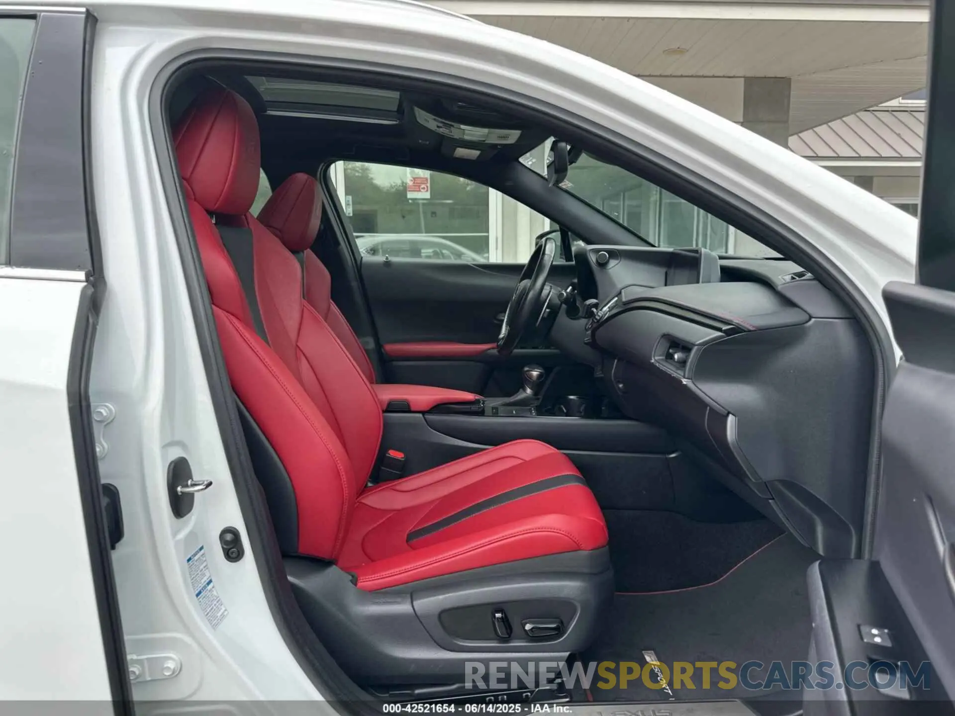 5 Photograph of a damaged car JTHR9JBH5N2060372 LEXUS UX 2022