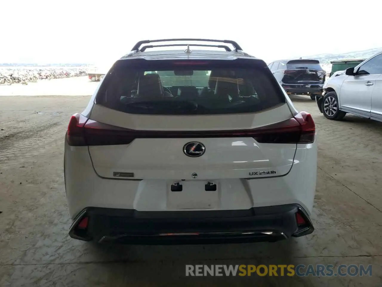 6 Photograph of a damaged car JTHU9JBH1K2004421 LEXUS UX 250H 2019