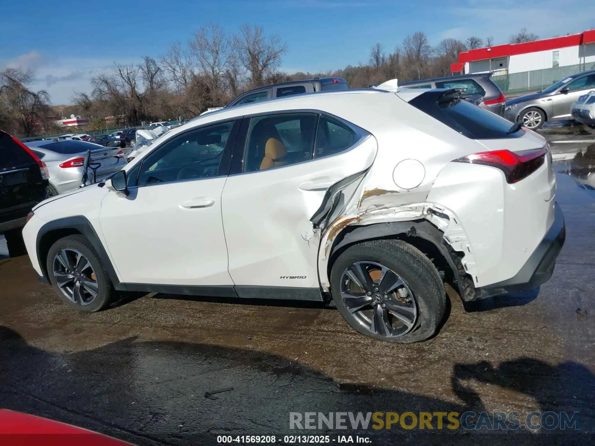 14 Photograph of a damaged car JTHU9JBH1K2007982 LEXUS UX 250H 2019