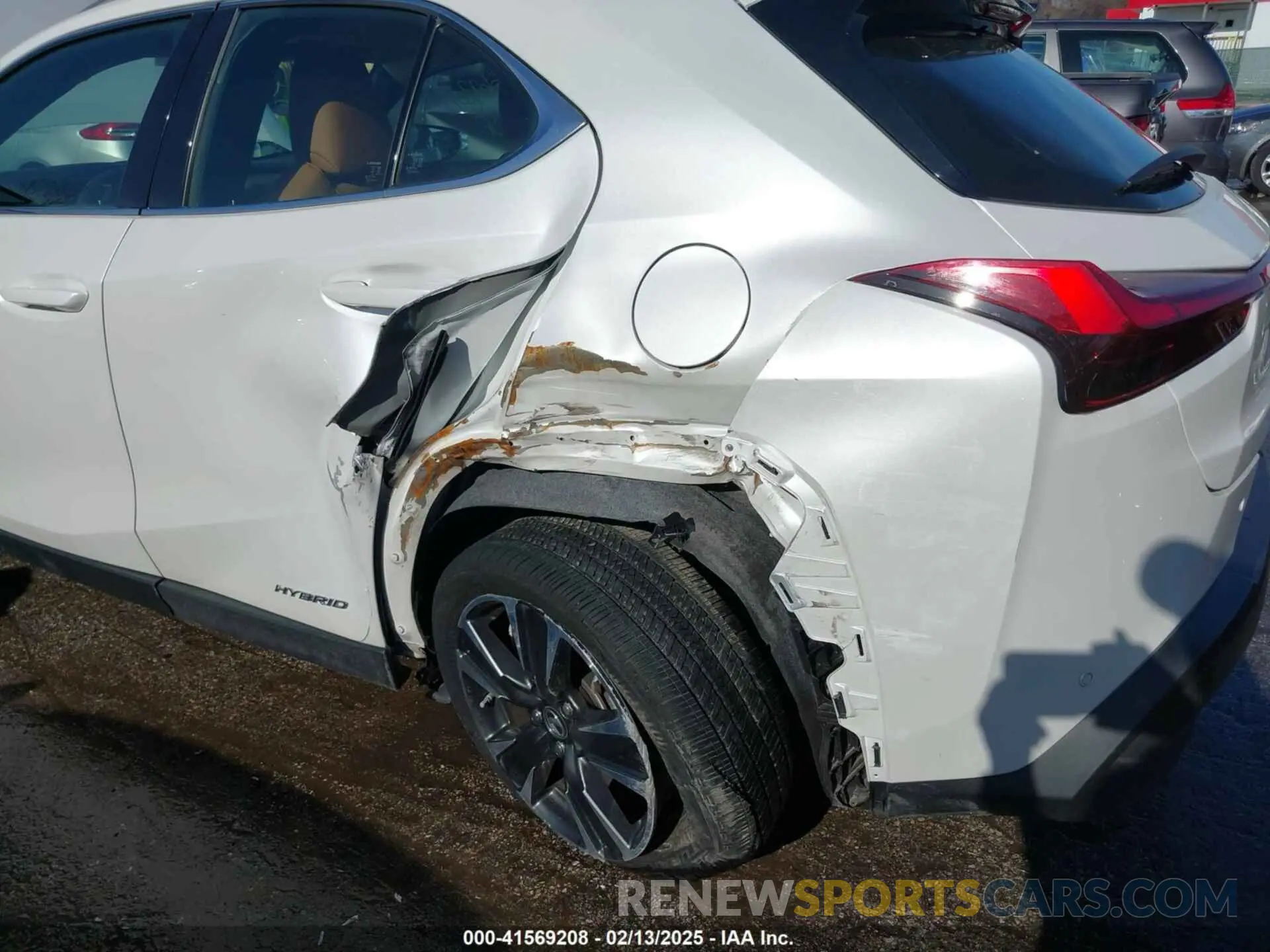 6 Photograph of a damaged car JTHU9JBH1K2007982 LEXUS UX 250H 2019