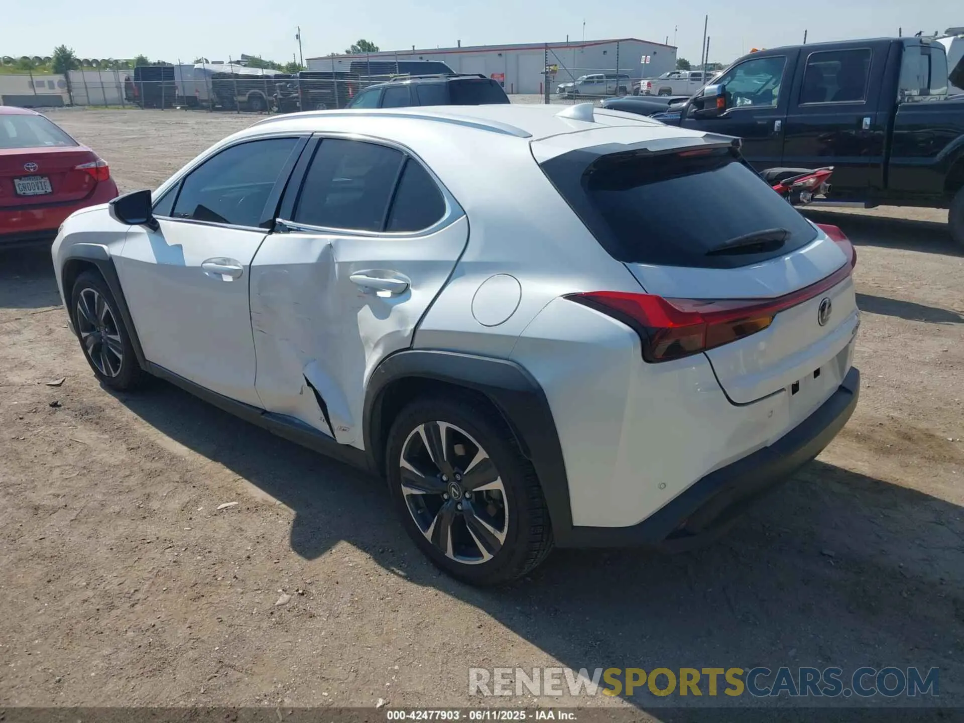 3 Photograph of a damaged car JTHU9JBH2K2019087 LEXUS UX 250H 2019