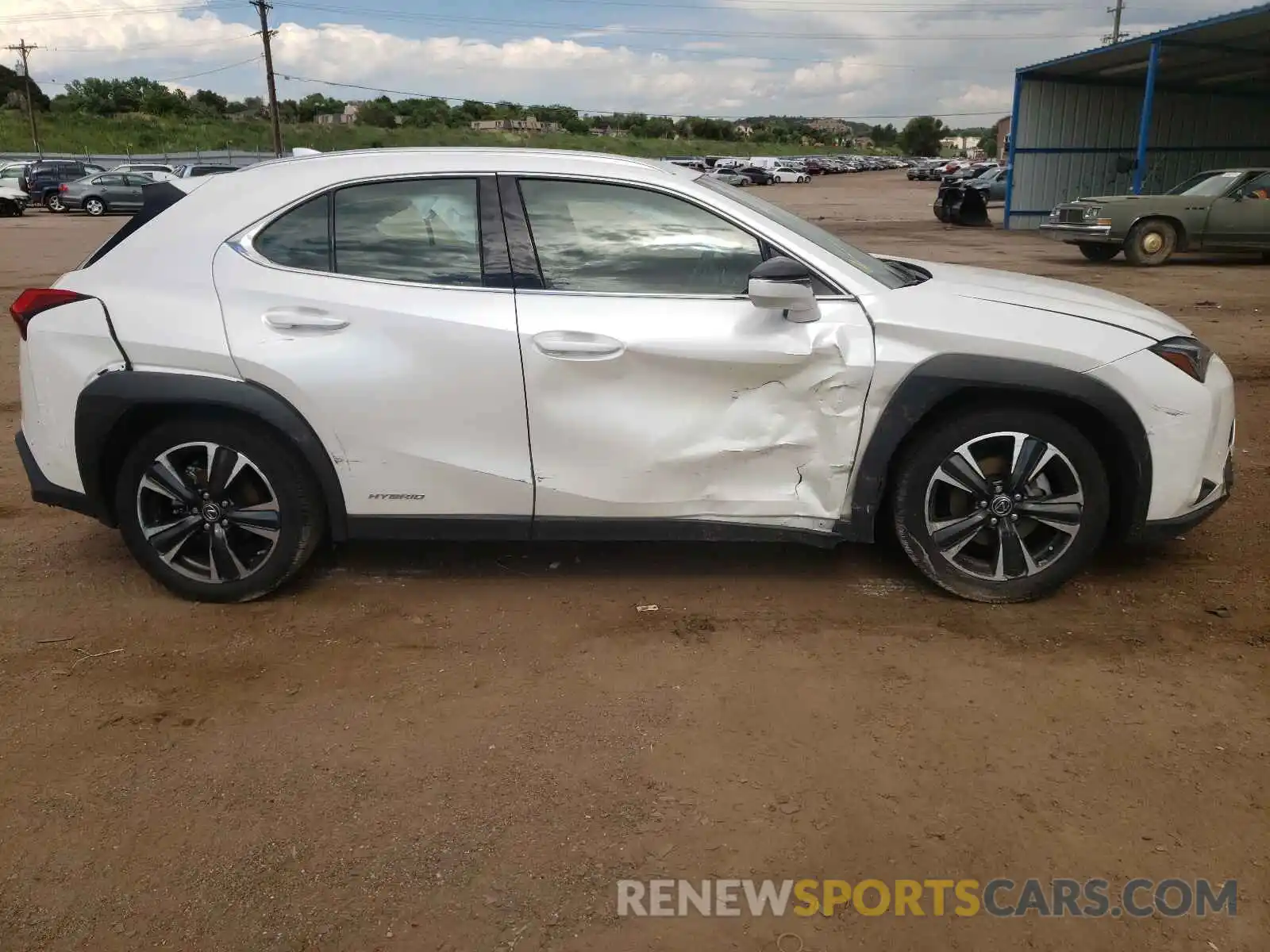 9 Photograph of a damaged car JTHU9JBH3K2014352 LEXUS UX 250H 2019