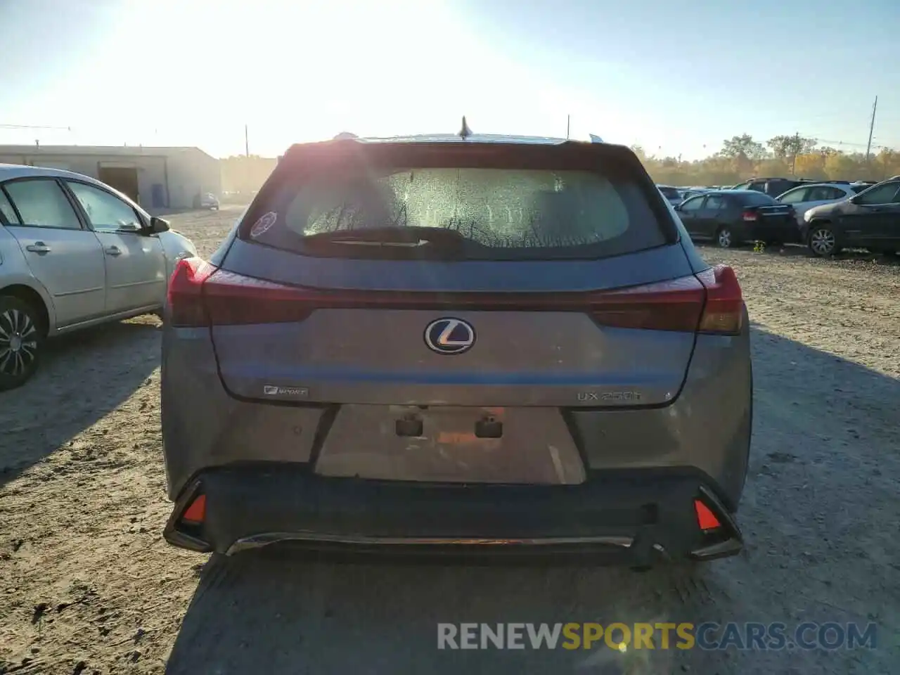 6 Photograph of a damaged car JTHU9JBH4K2009631 LEXUS UX 250H 2019