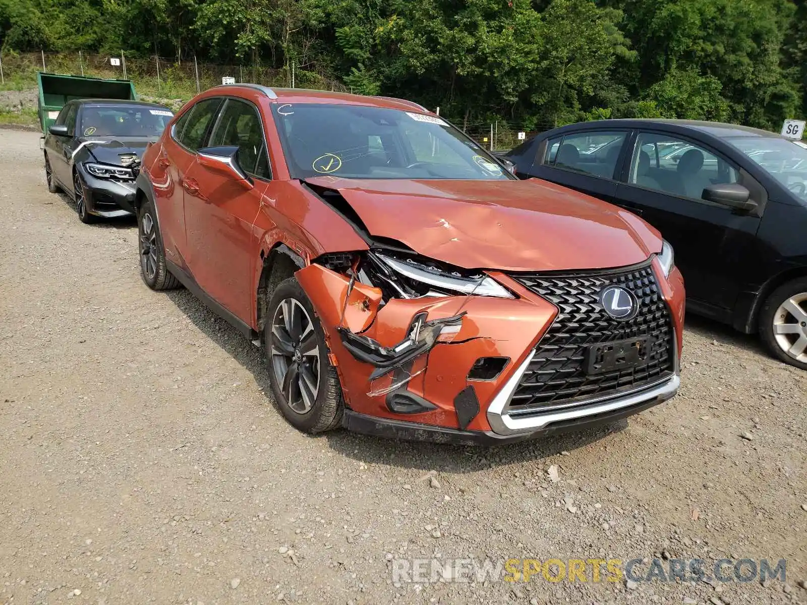 1 Photograph of a damaged car JTHU9JBH5K2003675 LEXUS UX 250H 2019