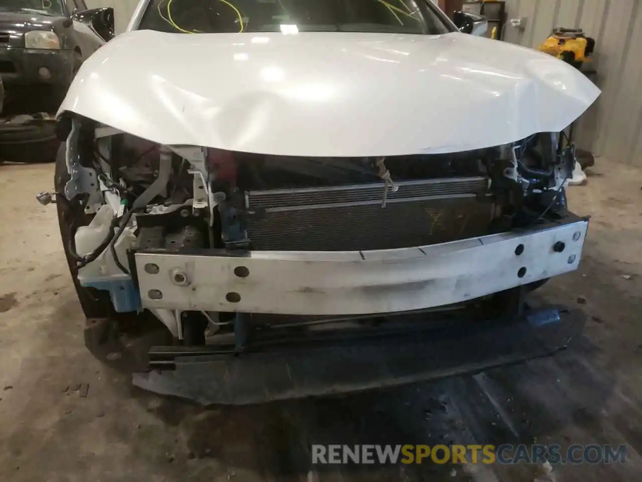 9 Photograph of a damaged car JTHU9JBH5K2008083 LEXUS UX 250H 2019