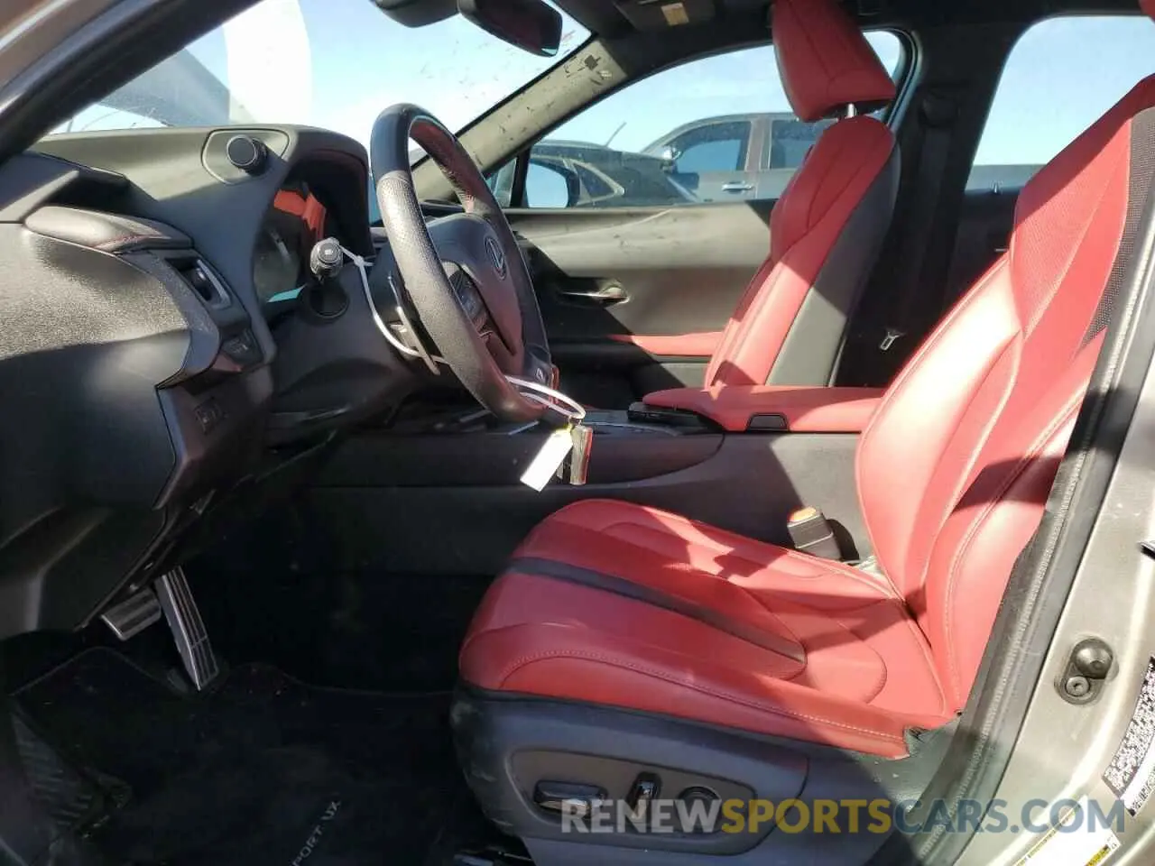 7 Photograph of a damaged car JTHU9JBH6K2019920 LEXUS UX 250H 2019