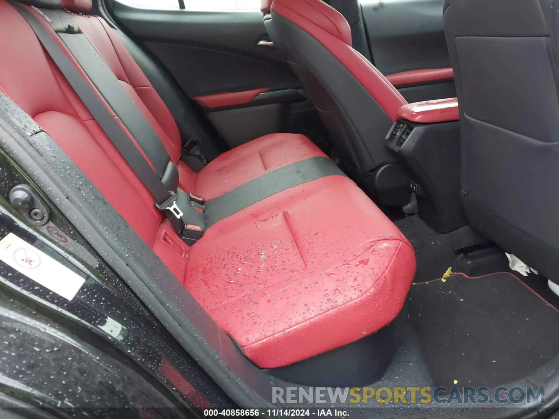 8 Photograph of a damaged car JTHU9JBH7K2002639 LEXUS UX 250H 2019