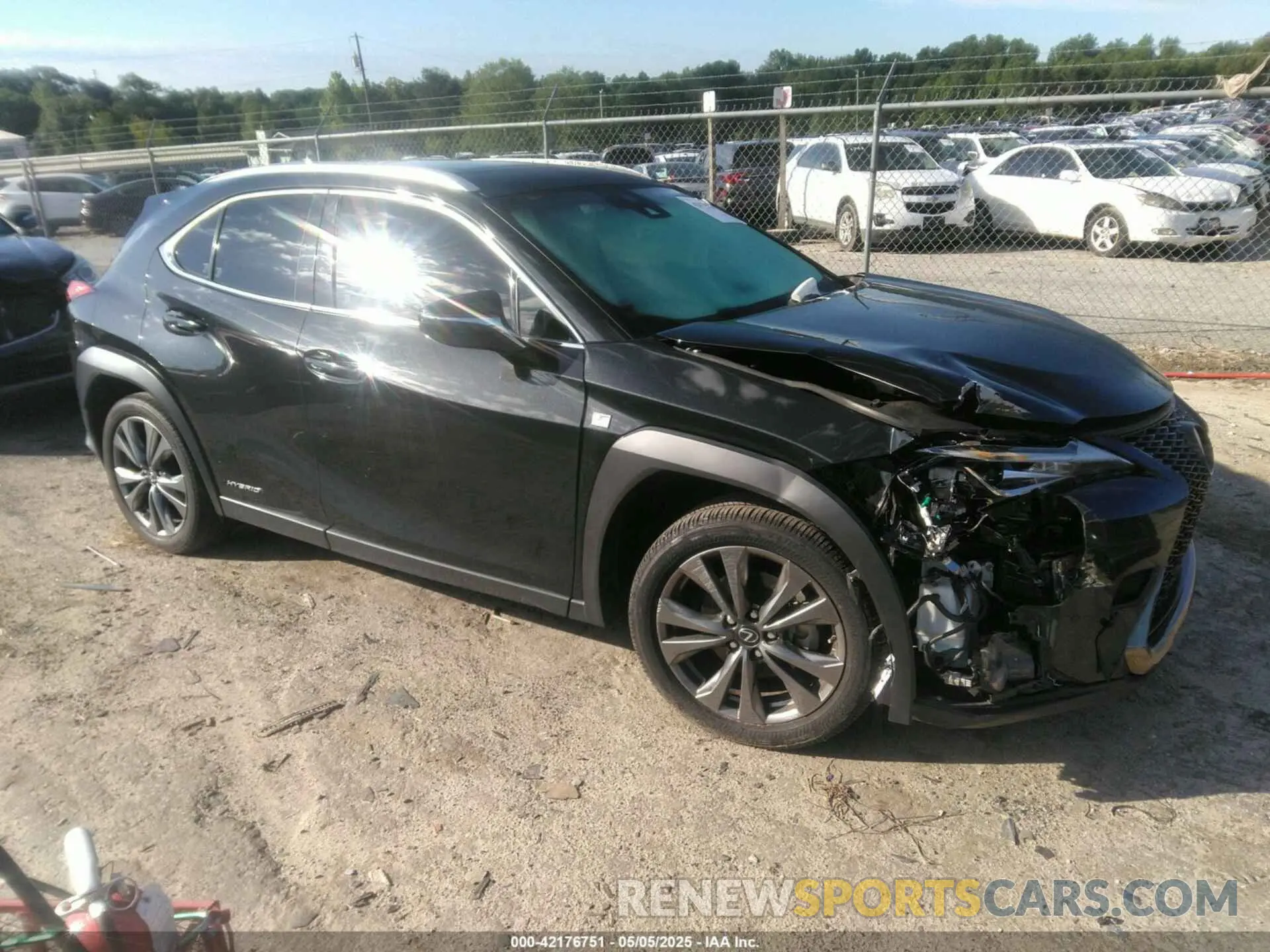 1 Photograph of a damaged car JTHU9JBH7K2012295 LEXUS UX 250H 2019