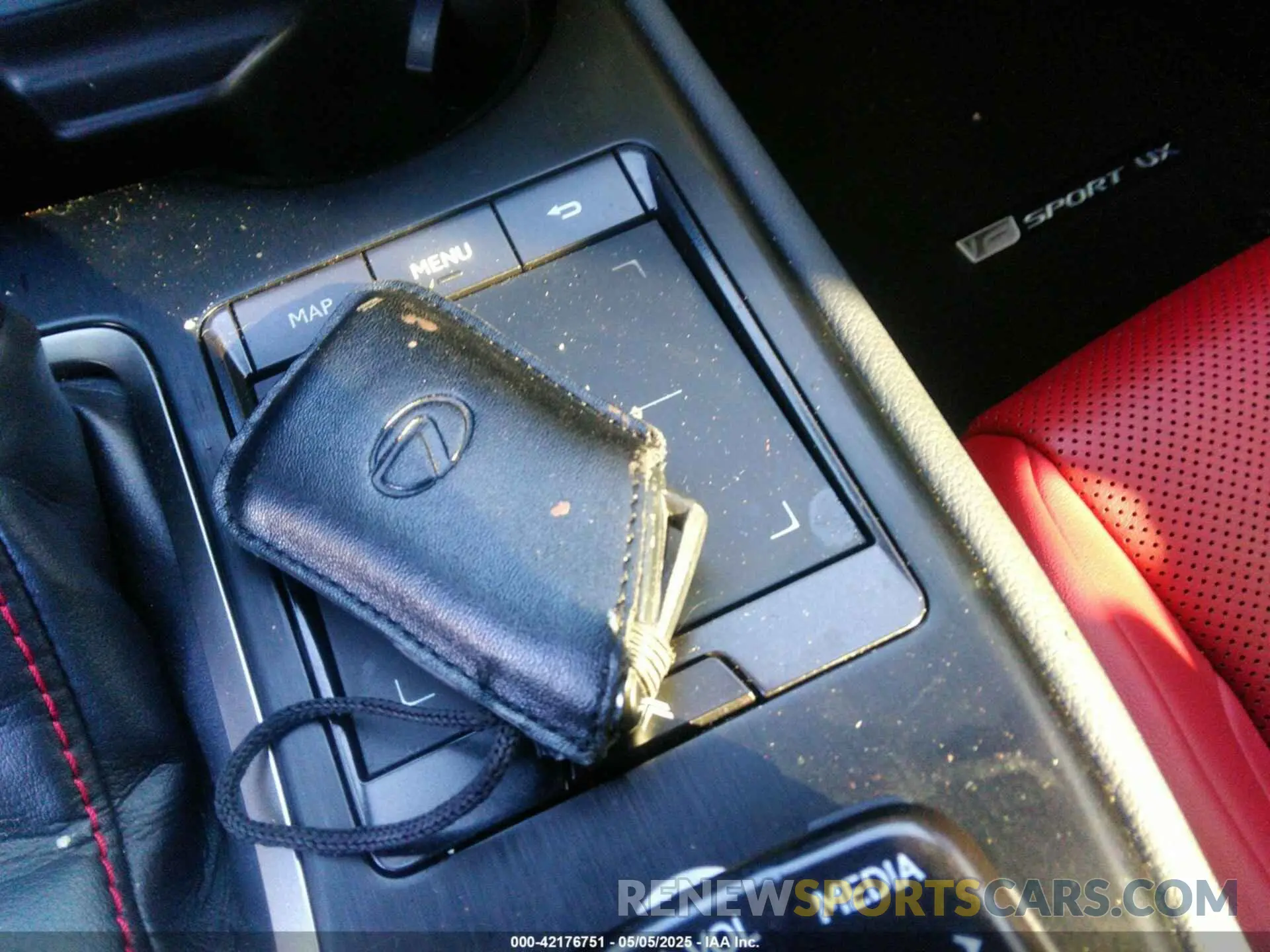 11 Photograph of a damaged car JTHU9JBH7K2012295 LEXUS UX 250H 2019