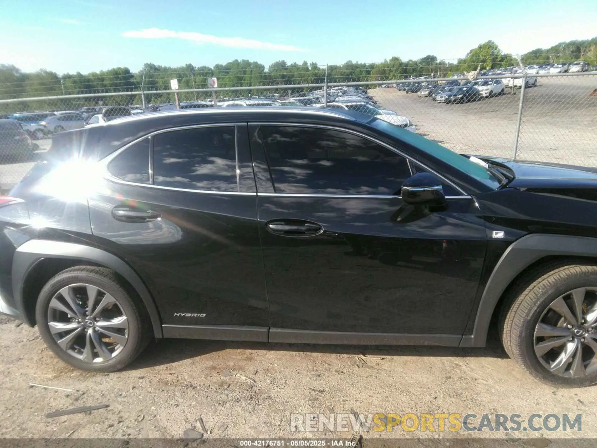 13 Photograph of a damaged car JTHU9JBH7K2012295 LEXUS UX 250H 2019