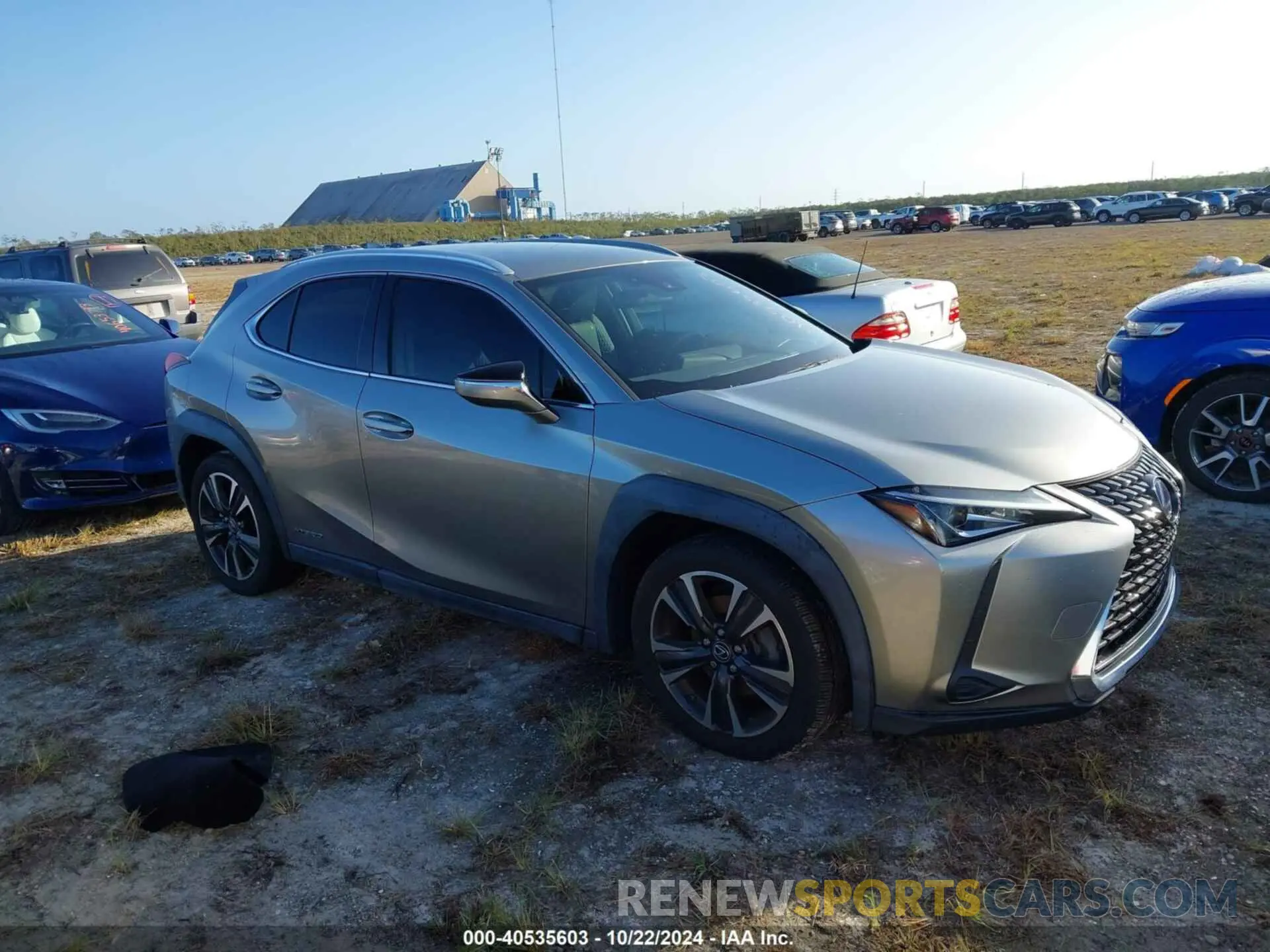 1 Photograph of a damaged car JTHU9JBH7K2017285 LEXUS UX 250H 2019
