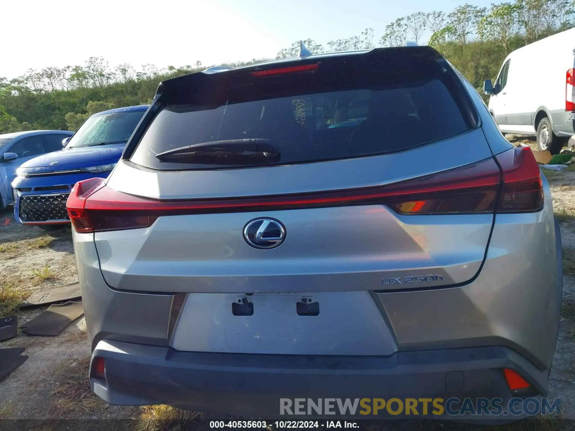 16 Photograph of a damaged car JTHU9JBH7K2017285 LEXUS UX 250H 2019