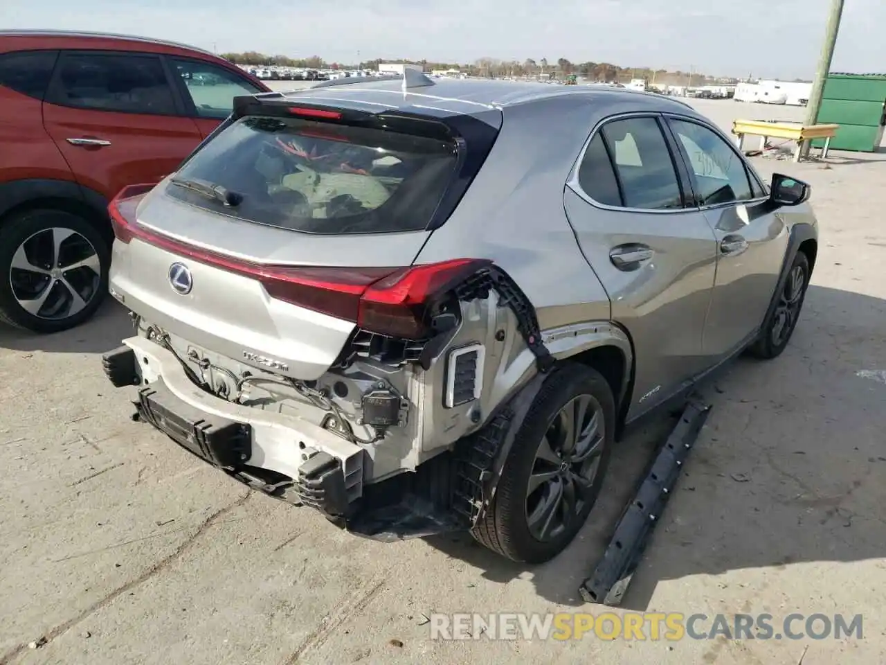 4 Photograph of a damaged car JTHU9JBH9K2002500 LEXUS UX 250H 2019