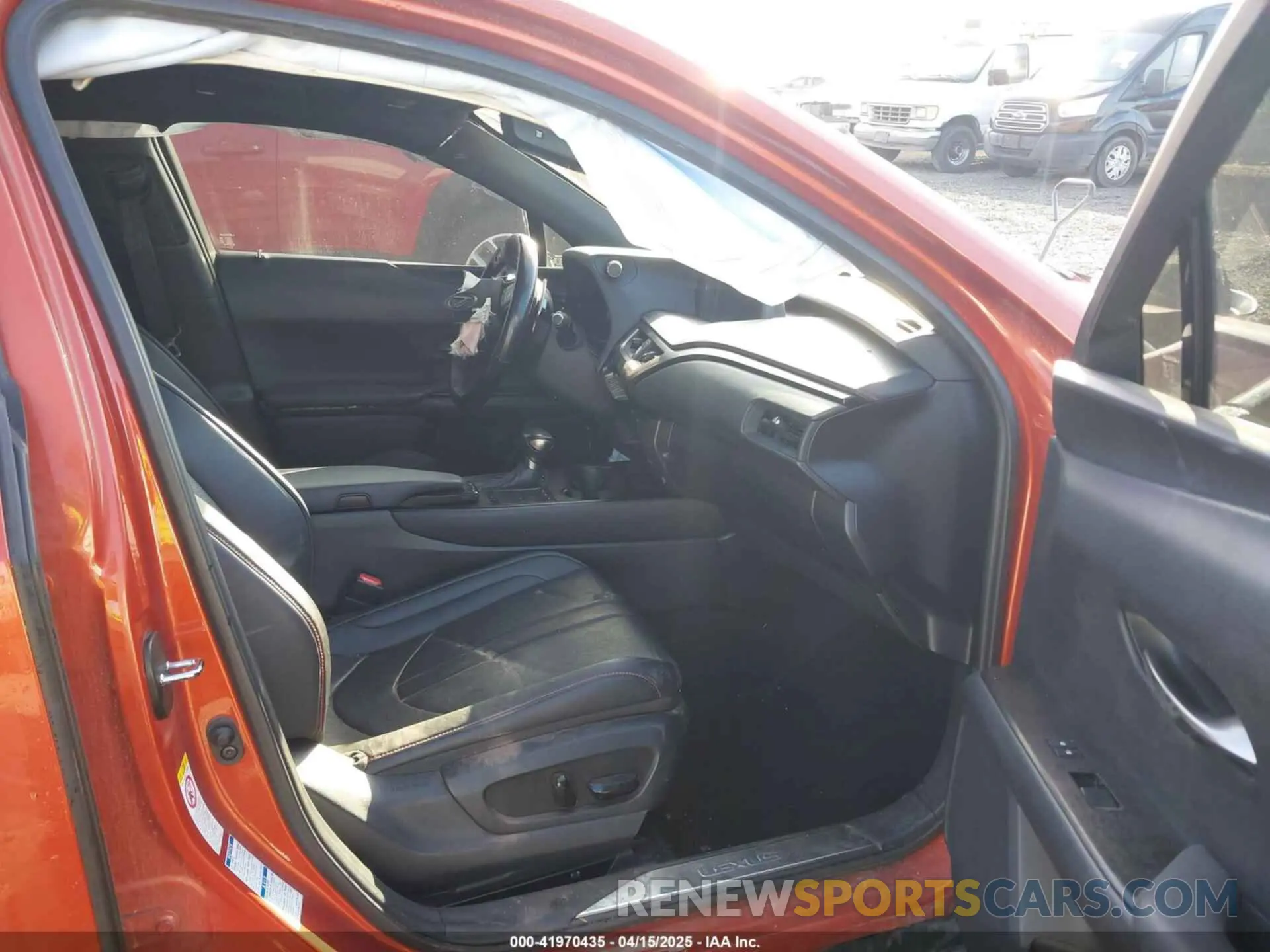 5 Photograph of a damaged car JTHU9JBH9K2004540 LEXUS UX 250H 2019