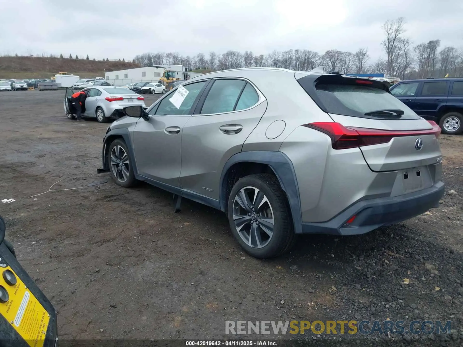 3 Photograph of a damaged car JTHU9JBH9K2008345 LEXUS UX 250H 2019