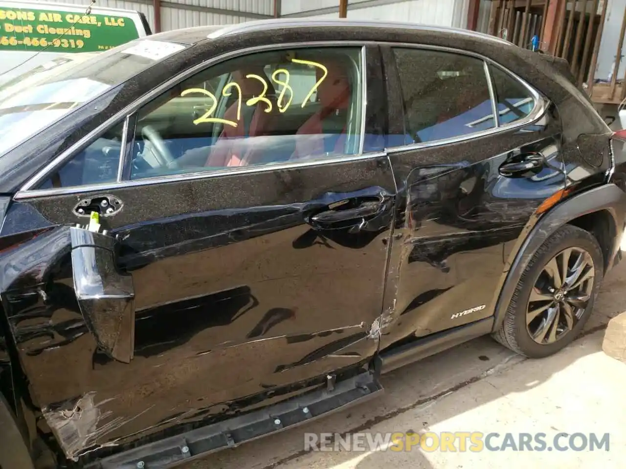 9 Photograph of a damaged car JTHU9JBH9K2011035 LEXUS UX 250H 2019