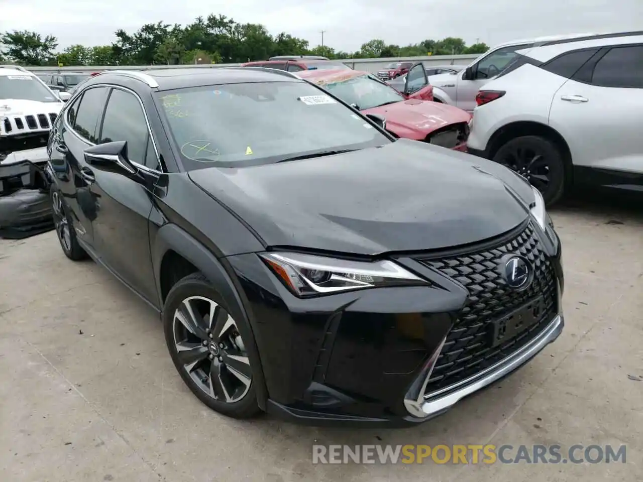 1 Photograph of a damaged car JTHU9JBHXK2009505 LEXUS UX 250H 2019