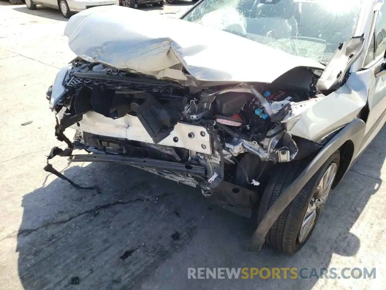 9 Photograph of a damaged car JTHE9JBH1L2036436 LEXUS UX 250H 2020