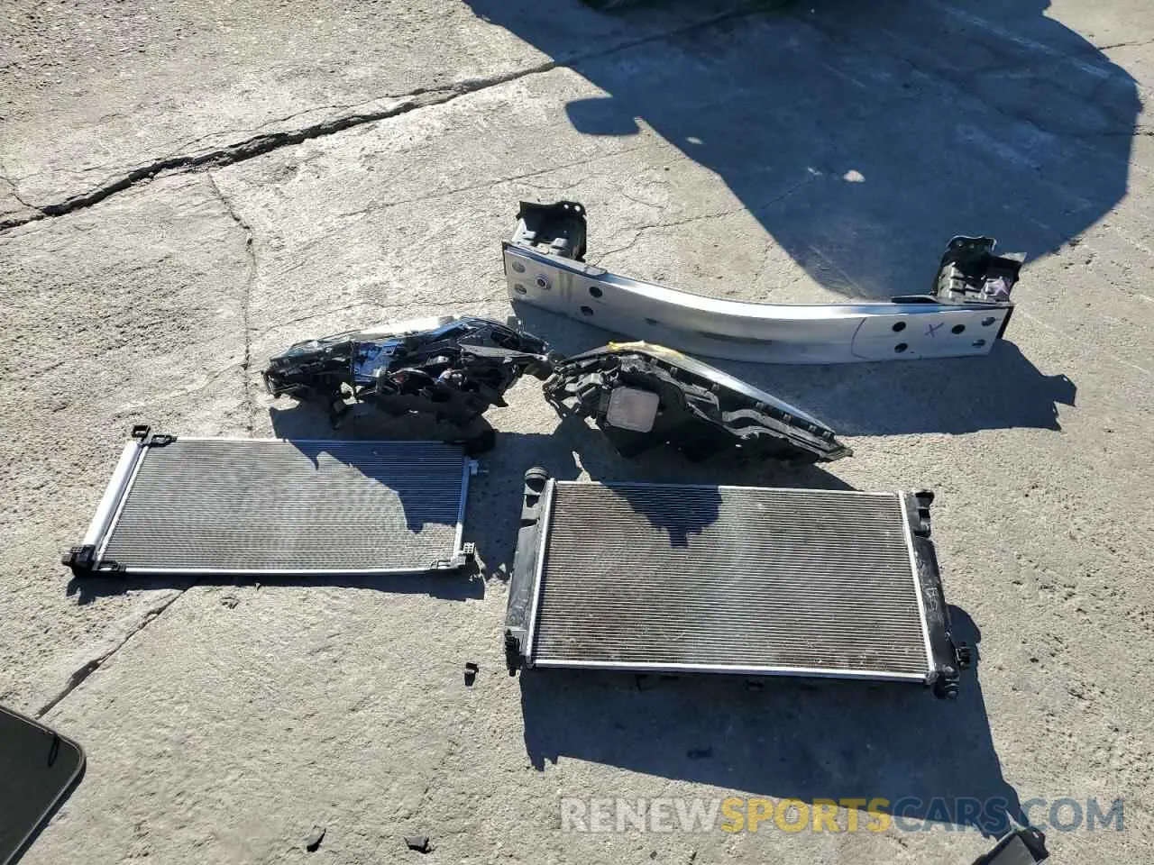 13 Photograph of a damaged car JTHE9JBH5L2035631 LEXUS UX 250H 2020