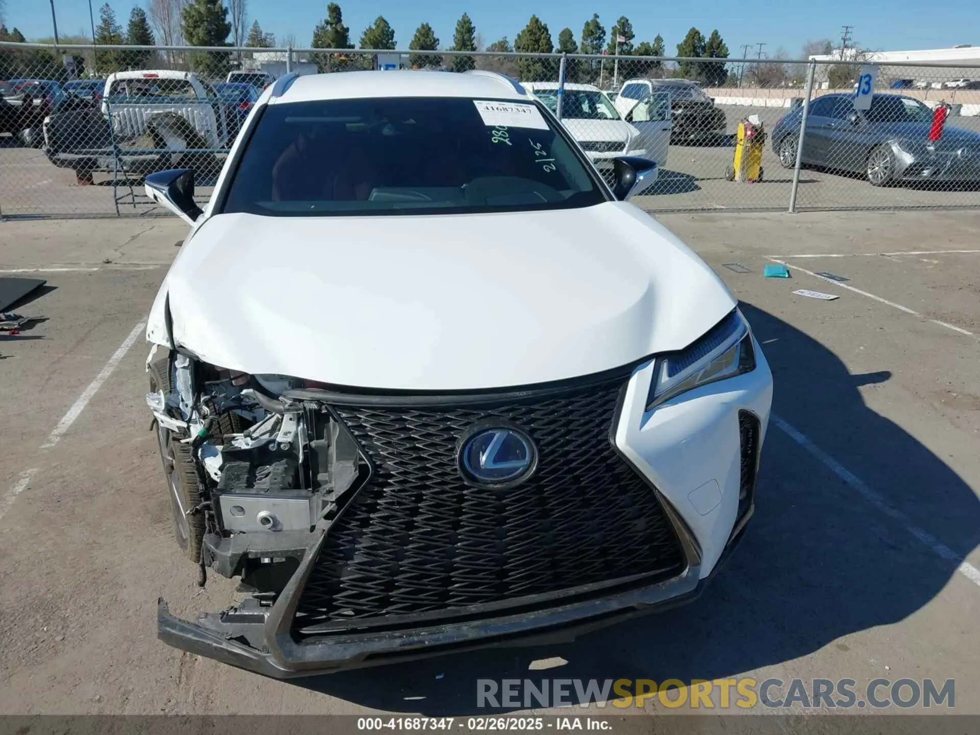 11 Photograph of a damaged car JTHE9JBH7L2032553 LEXUS UX 250H 2020