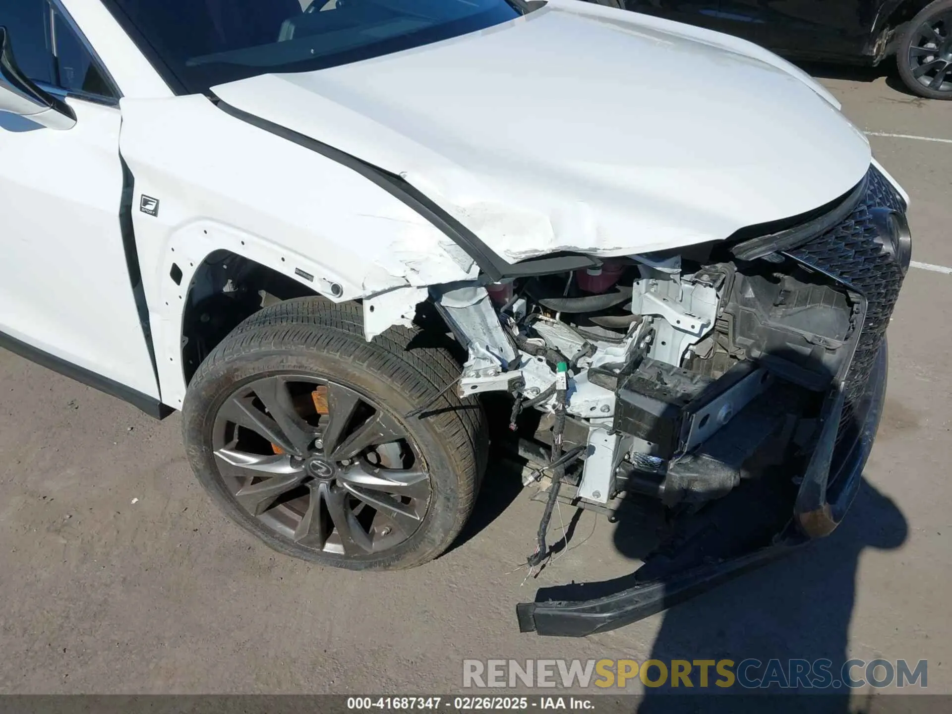 6 Photograph of a damaged car JTHE9JBH7L2032553 LEXUS UX 250H 2020