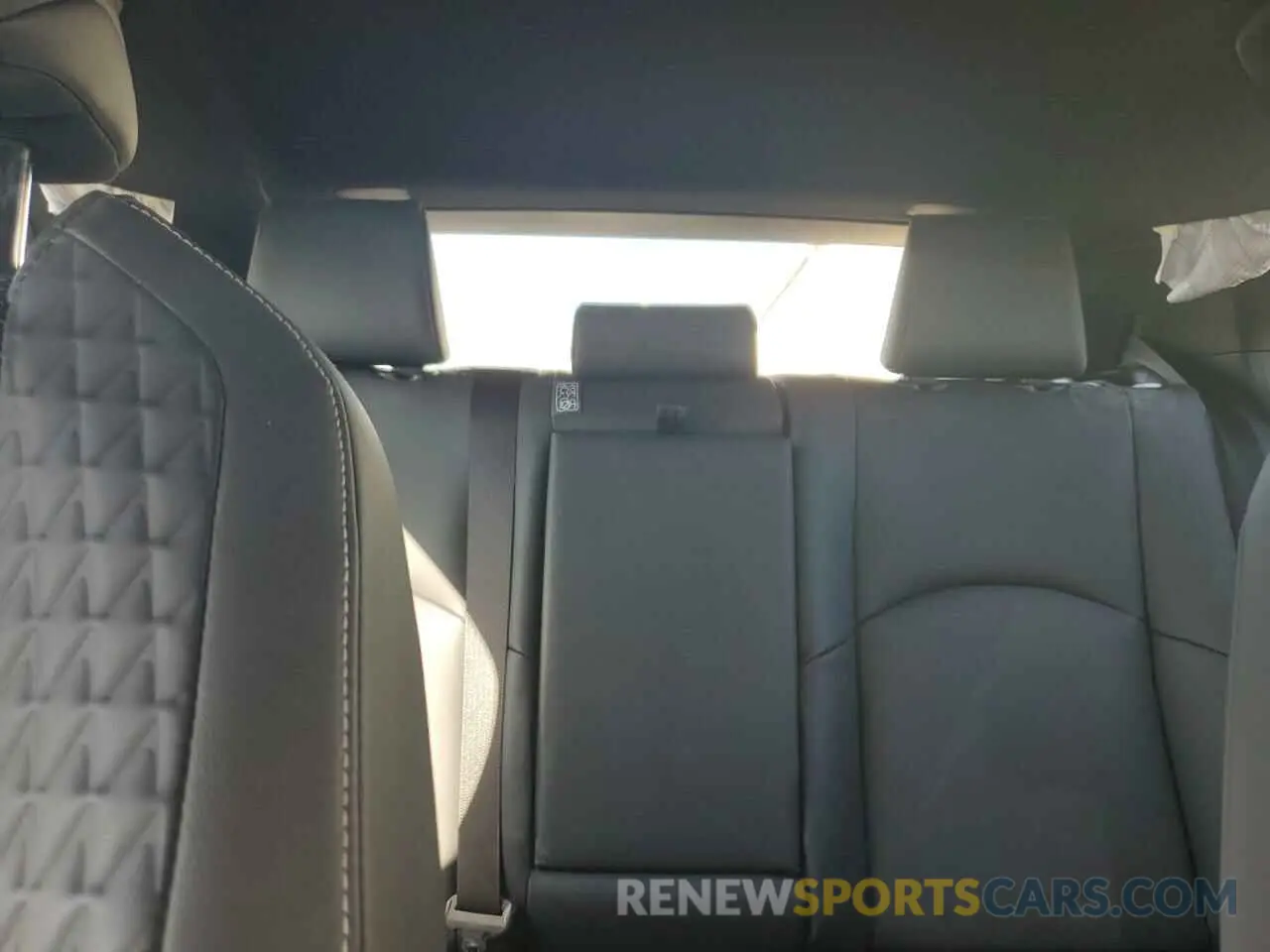 10 Photograph of a damaged car JTHL9JBH3L2032377 LEXUS UX 250H 2020