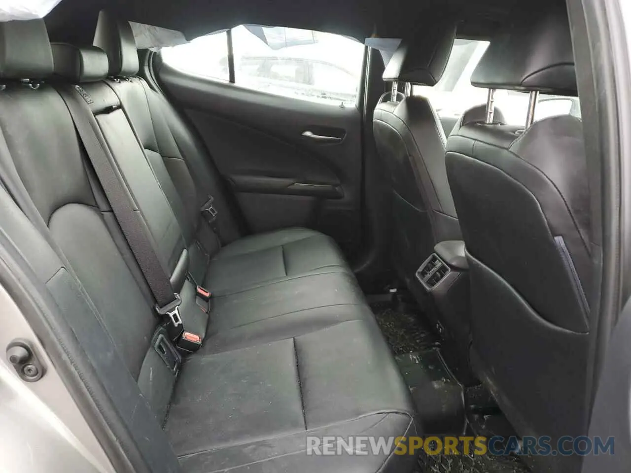 11 Photograph of a damaged car JTHP9JBH0L2028417 LEXUS UX 250H 2020