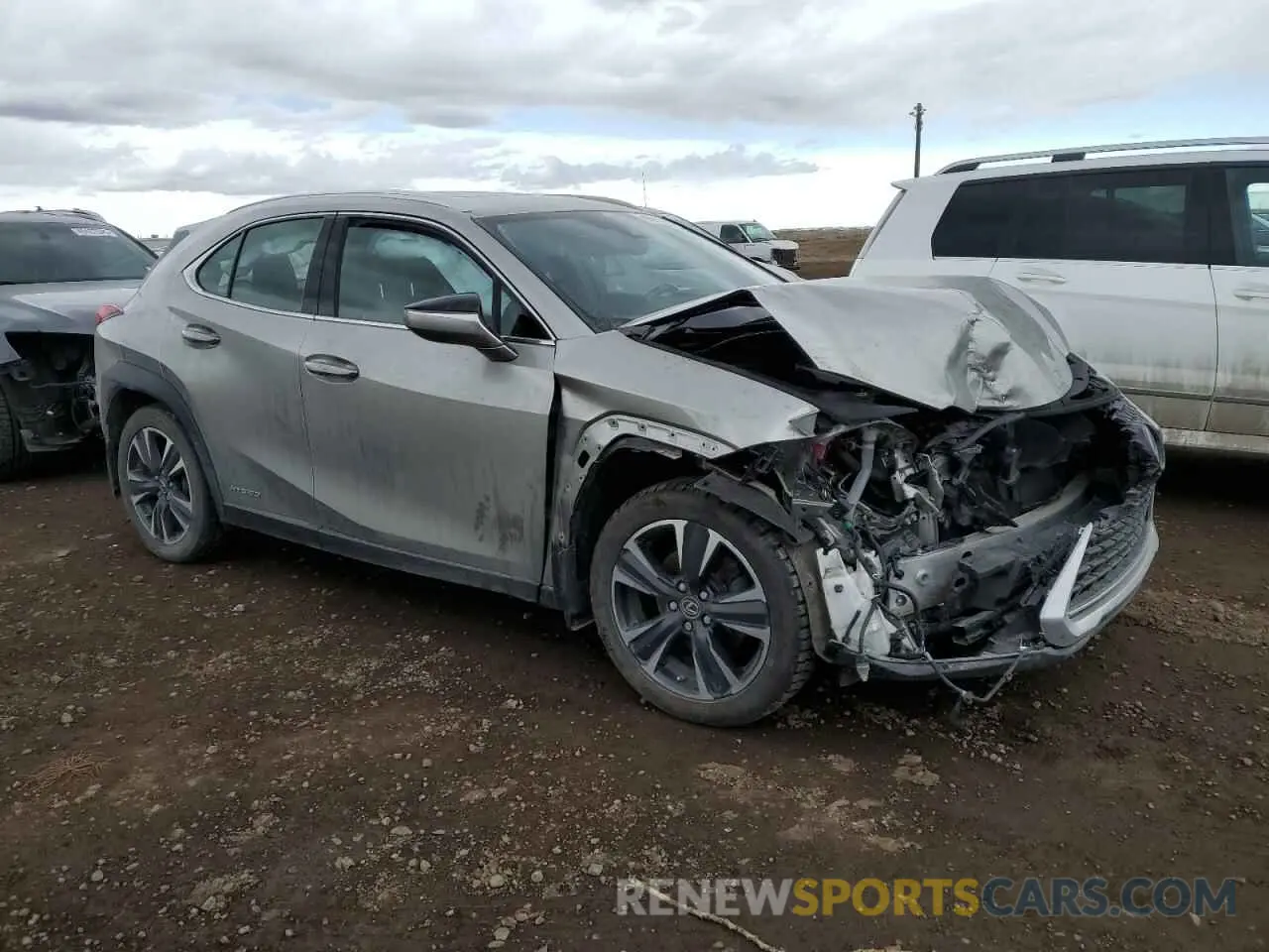 4 Photograph of a damaged car JTHP9JBH0L2028417 LEXUS UX 250H 2020