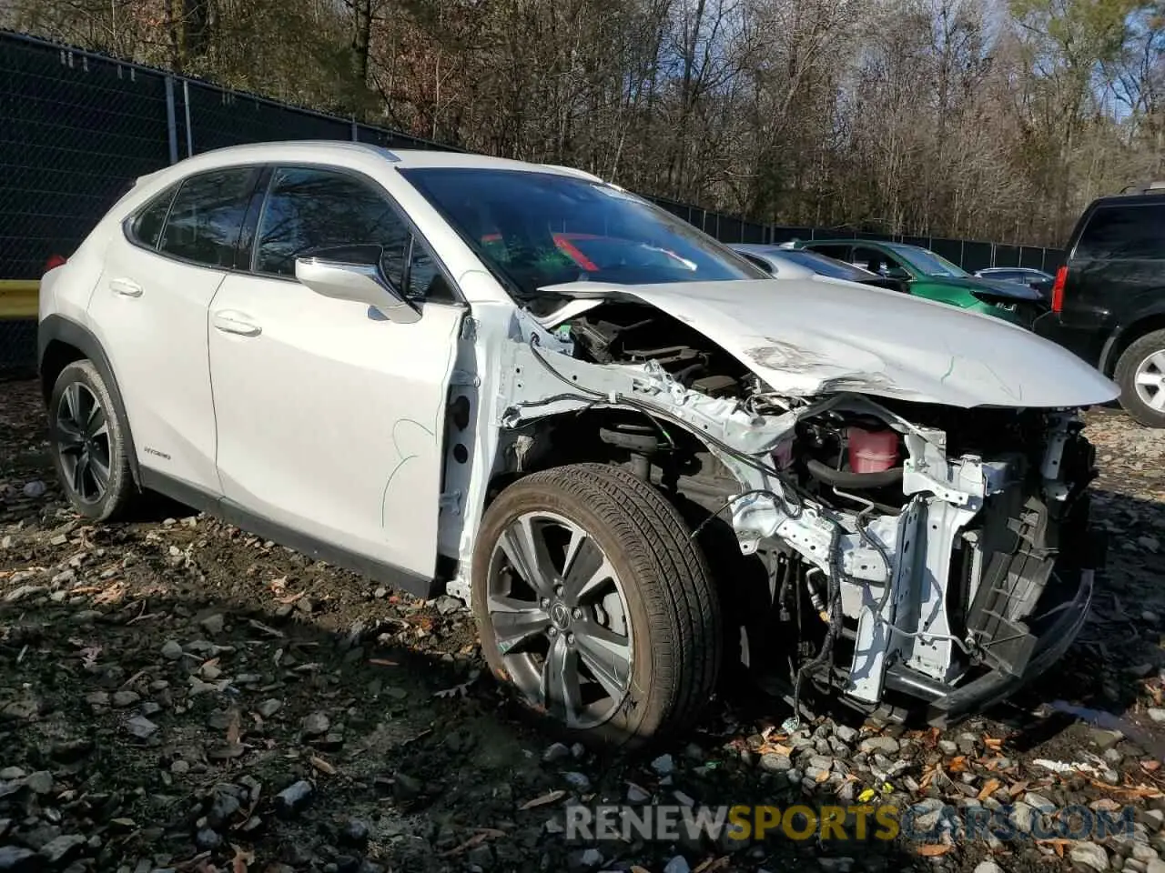 4 Photograph of a damaged car JTHP9JBH1L2020200 LEXUS UX 250H 2020