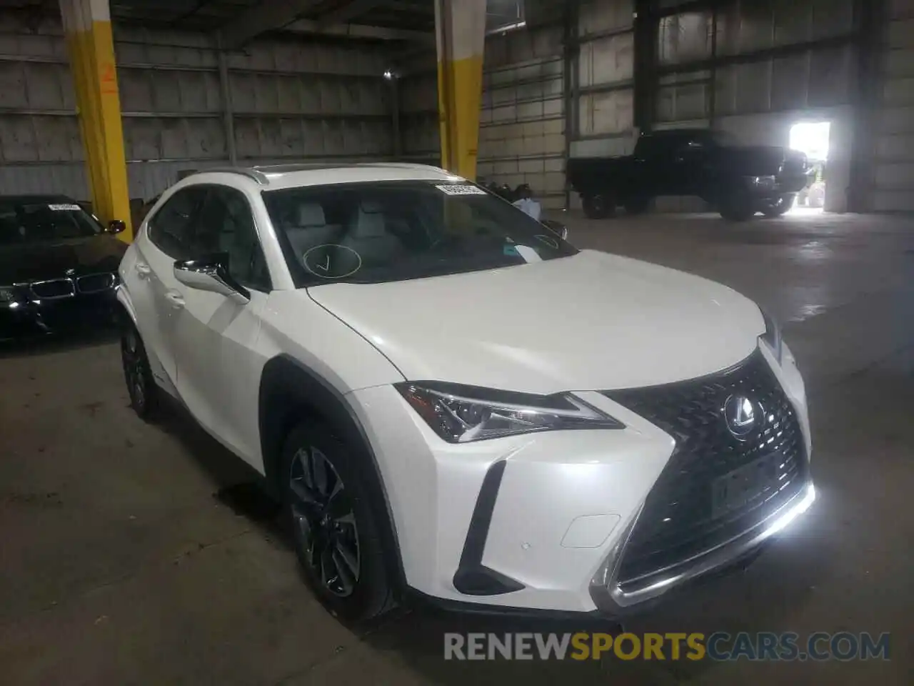 1 Photograph of a damaged car JTHP9JBH1L2021170 LEXUS UX 250H 2020