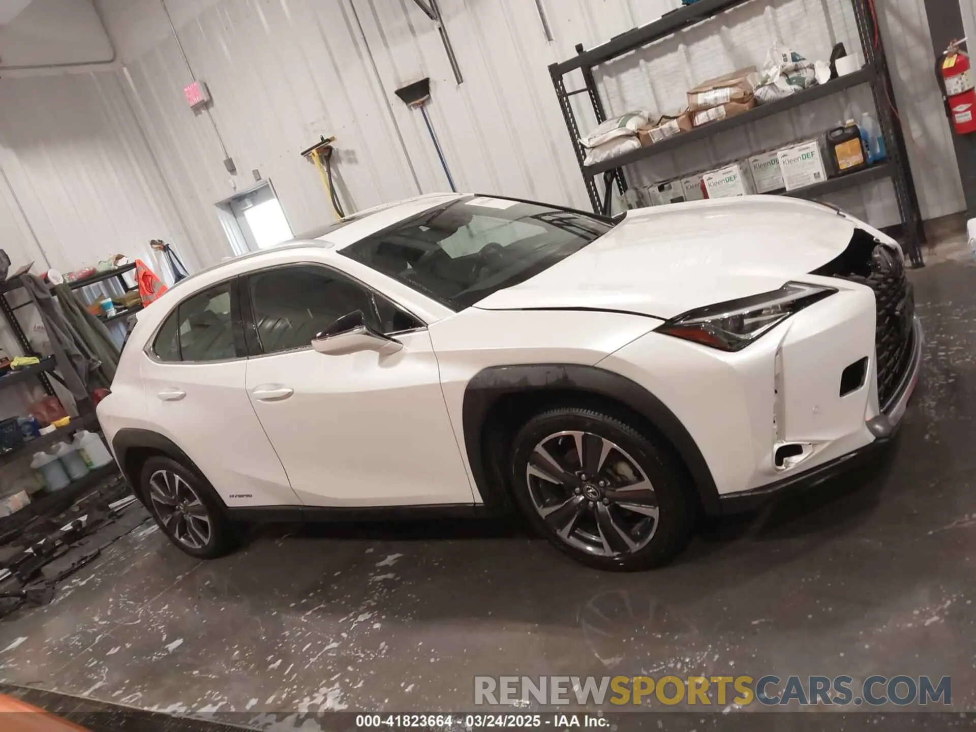 14 Photograph of a damaged car JTHP9JBH2L2025812 LEXUS UX 250H 2020