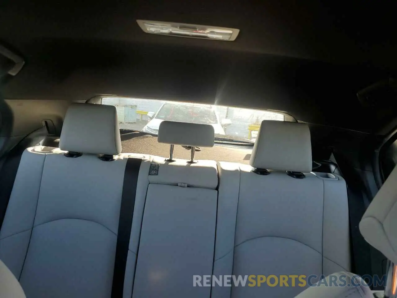 10 Photograph of a damaged car JTHP9JBH4L2025441 LEXUS UX 250H 2020