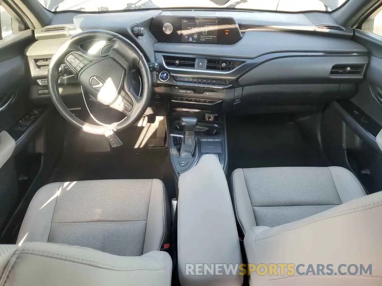 8 Photograph of a damaged car JTHP9JBH4L2025441 LEXUS UX 250H 2020
