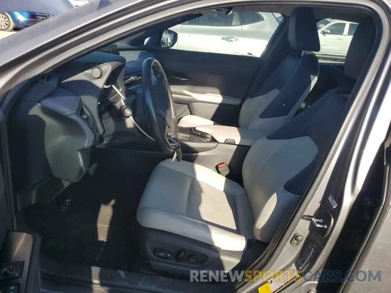 7 Photograph of a damaged car JTHP9JBH6L2023125 LEXUS UX 250H 2020