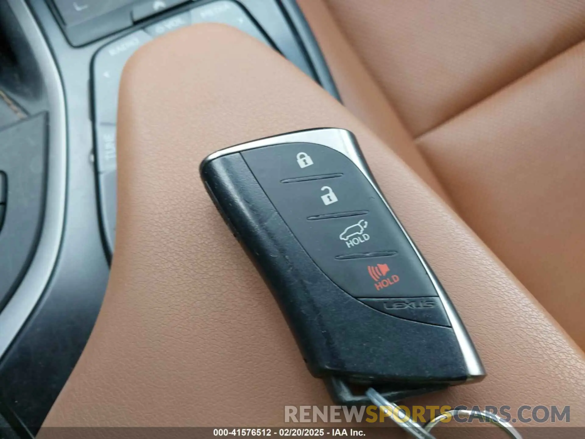 11 Photograph of a damaged car JTHP9JBH6L2027045 LEXUS UX 250H 2020