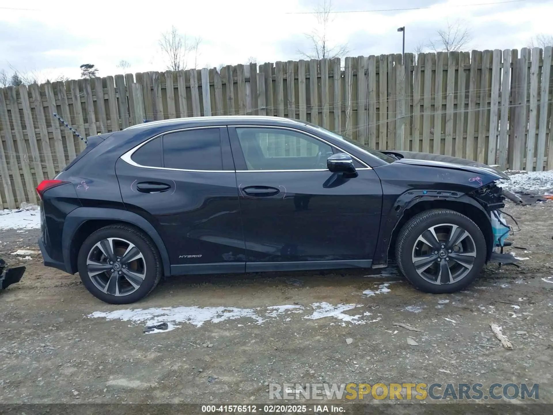 14 Photograph of a damaged car JTHP9JBH6L2027045 LEXUS UX 250H 2020