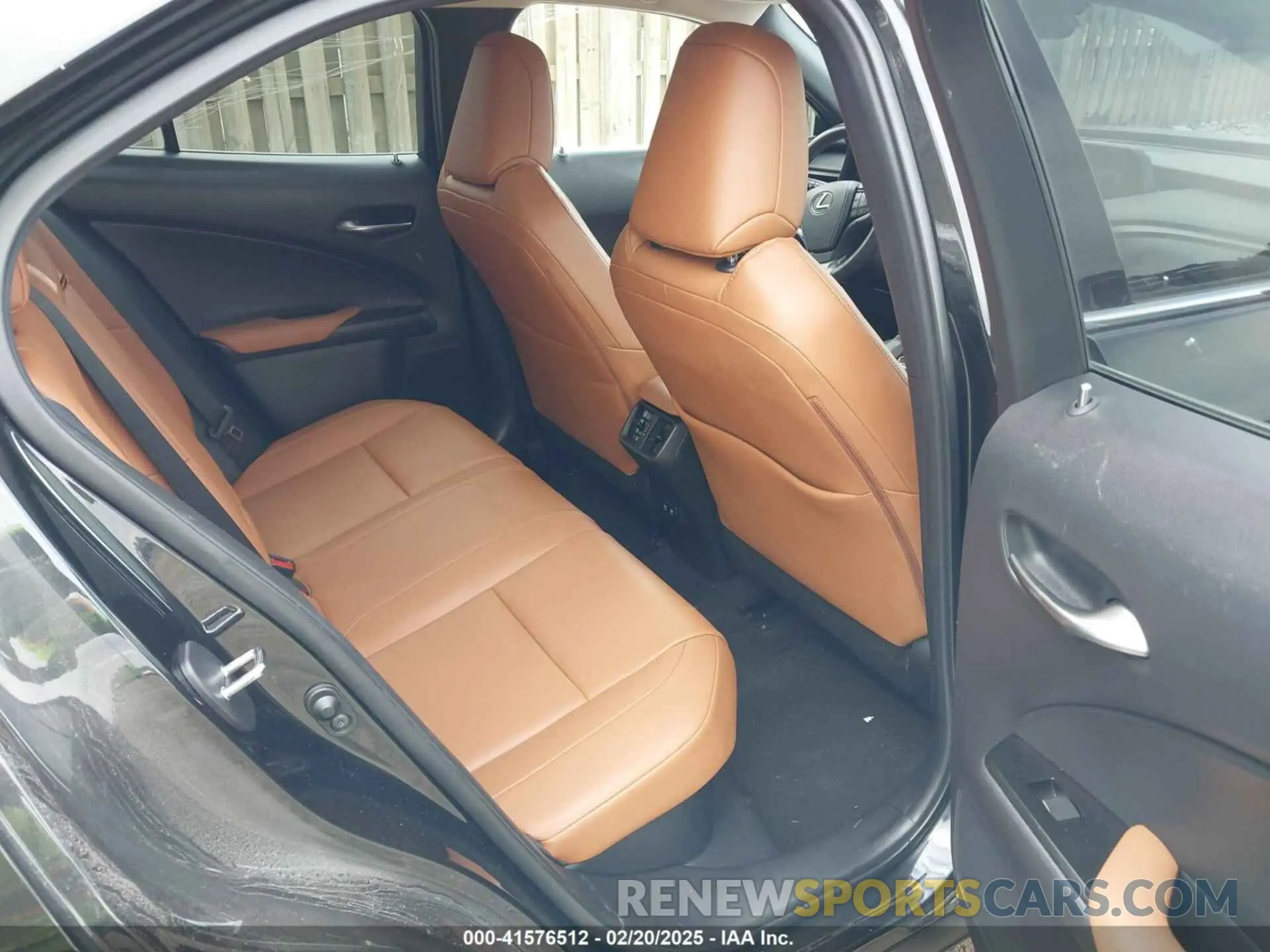 8 Photograph of a damaged car JTHP9JBH6L2027045 LEXUS UX 250H 2020