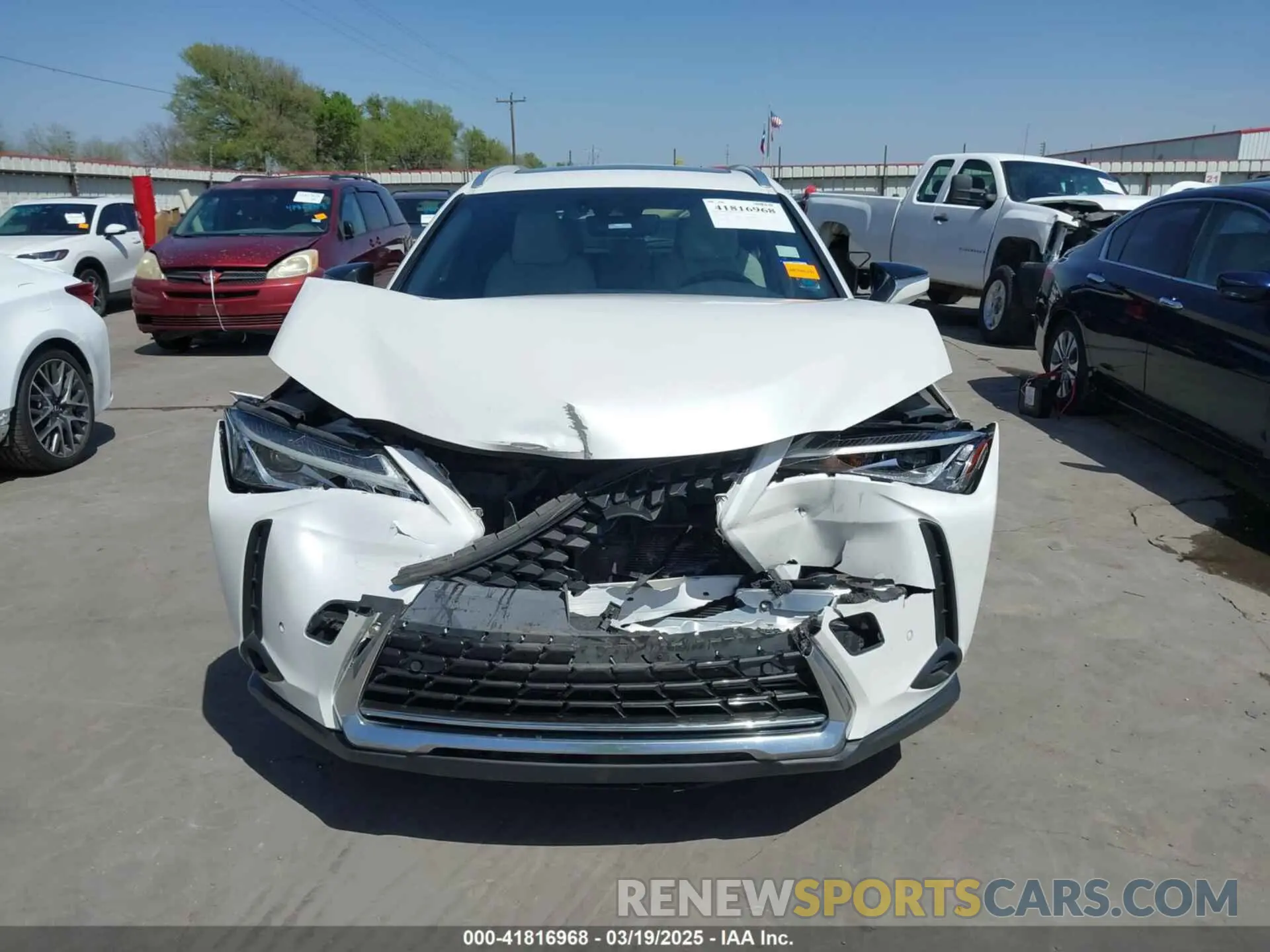 13 Photograph of a damaged car JTHP9JBH6L2031919 LEXUS UX 250H 2020