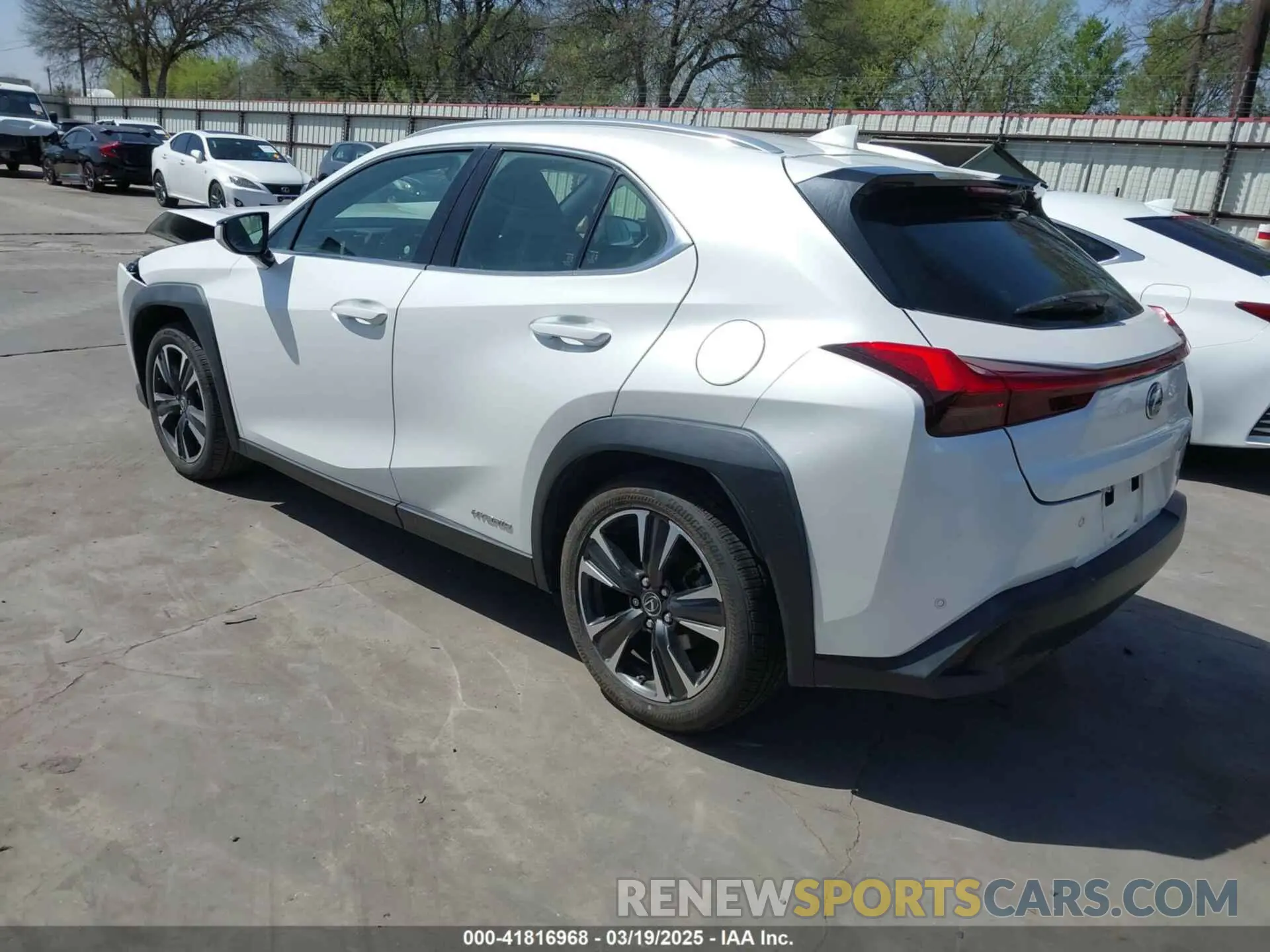 3 Photograph of a damaged car JTHP9JBH6L2031919 LEXUS UX 250H 2020