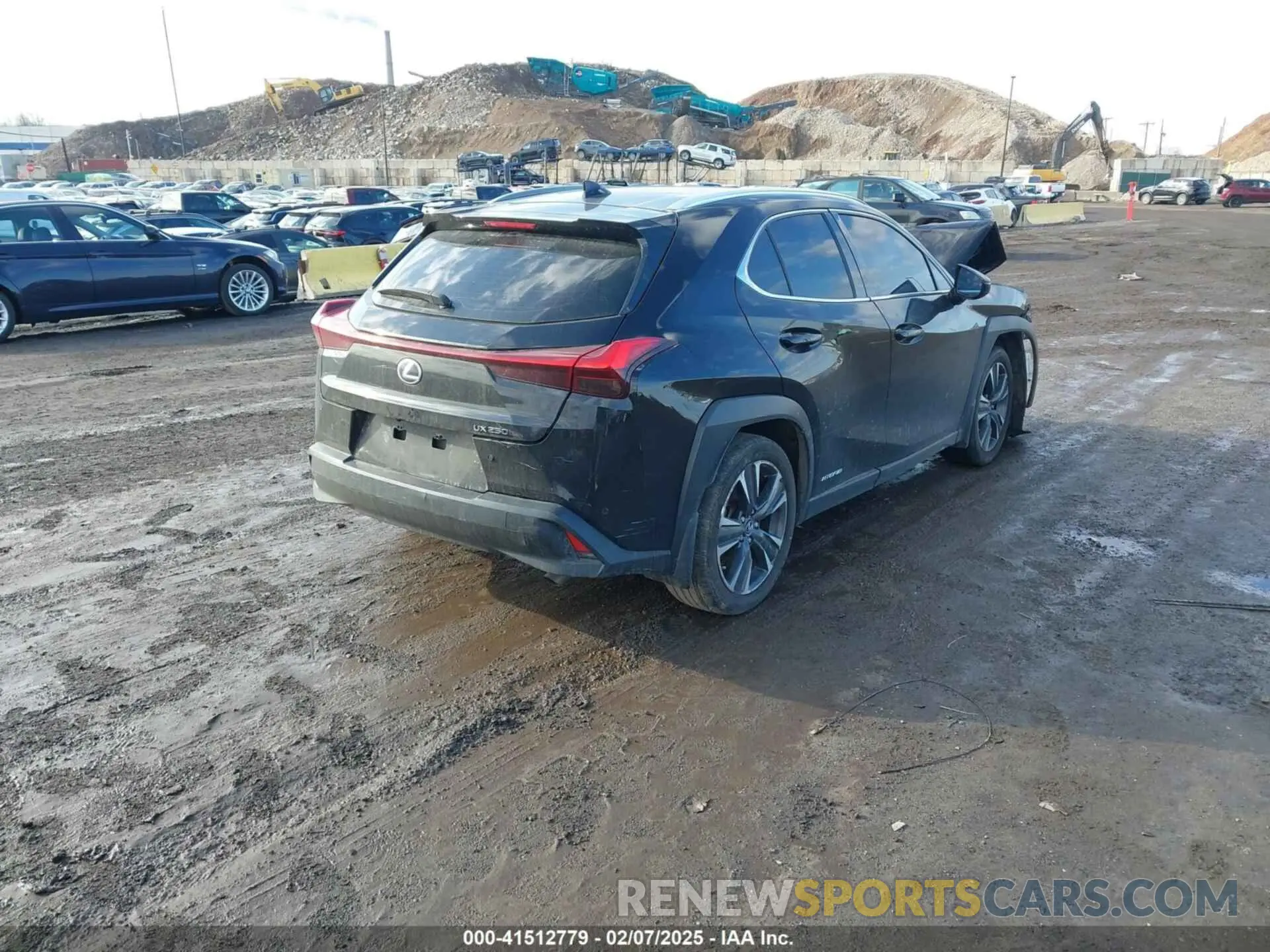 4 Photograph of a damaged car JTHP9JBH6L2034822 LEXUS UX 250H 2020